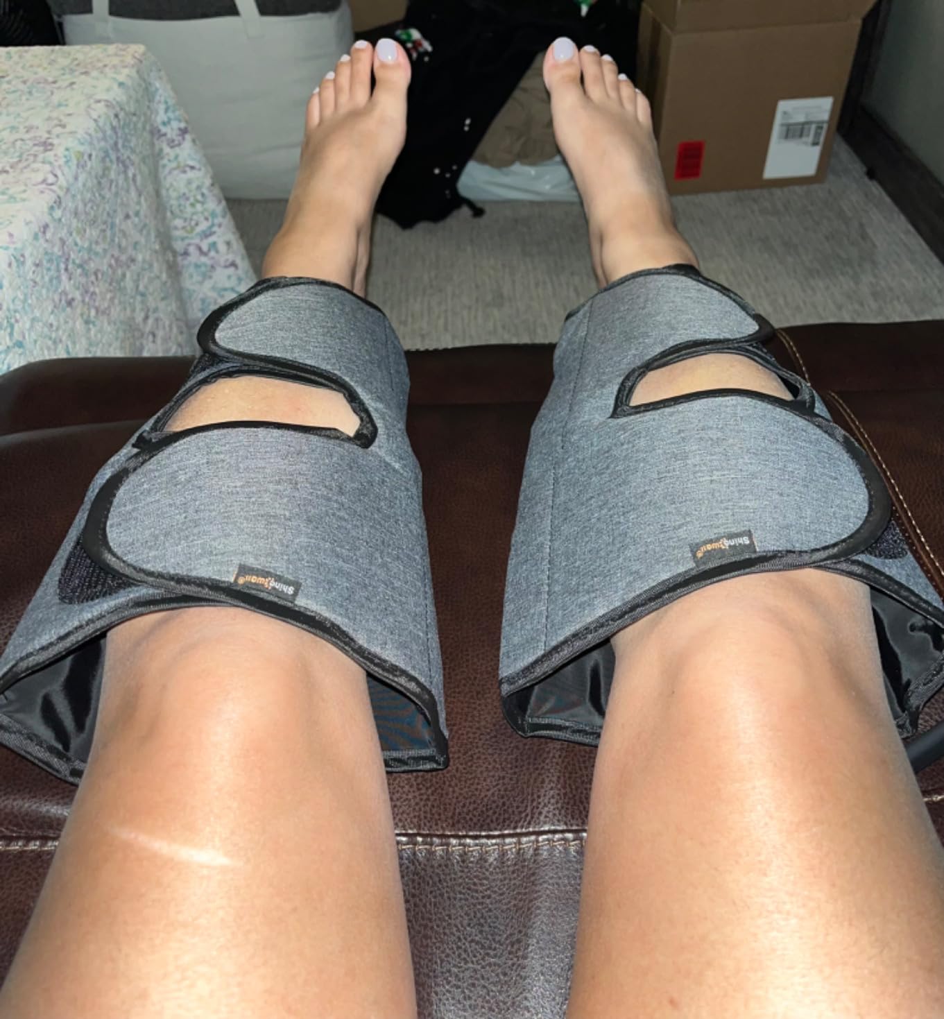 SHINE WELL Leg Compression Massager for Circulation and Pain Relief Fsa, Air Compression Calf Massager with 3 Modes 3 Intensities 2 Timing, for Restless Legs Syndrome Relief, Wellness Gift for Mom Dad customer photo 1