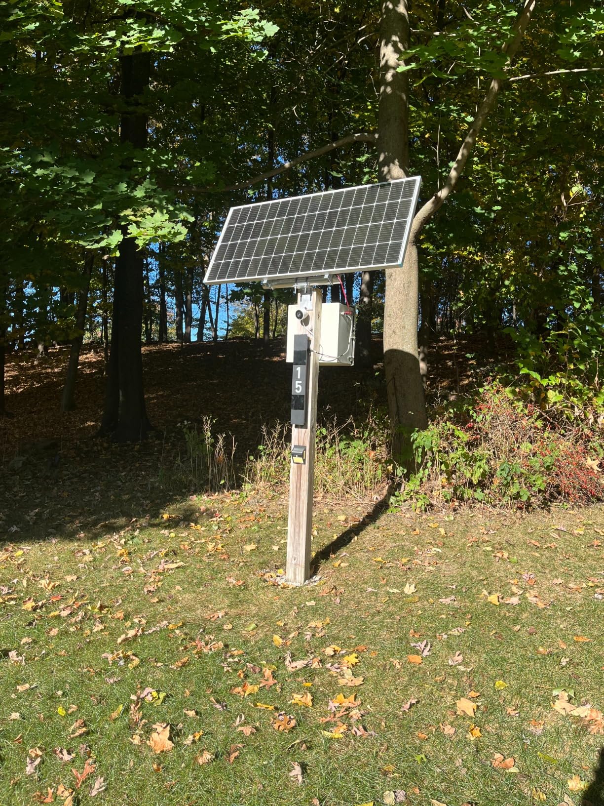 Renogy Solar Panel 200 Watt 24 Volt, 200W Solar Panel 25% High-Efficiency 16BB, N-Type Solar Panels for RV Marine Rooftop Farm Battery and Other Off-Grid Applications customer photo 1