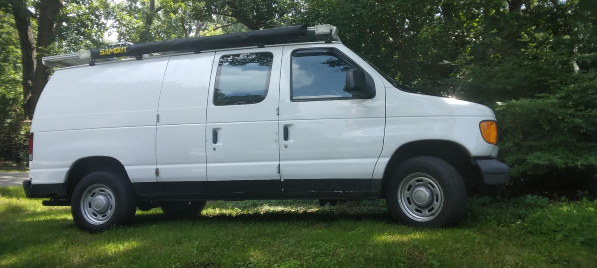 Renogy Solar Panel 200 Watt 24 Volt, 200W Solar Panel 25% High-Efficiency 16BB, N-Type Solar Panels for RV Marine Rooftop Farm Battery and Other Off-Grid Applications customer photo 2