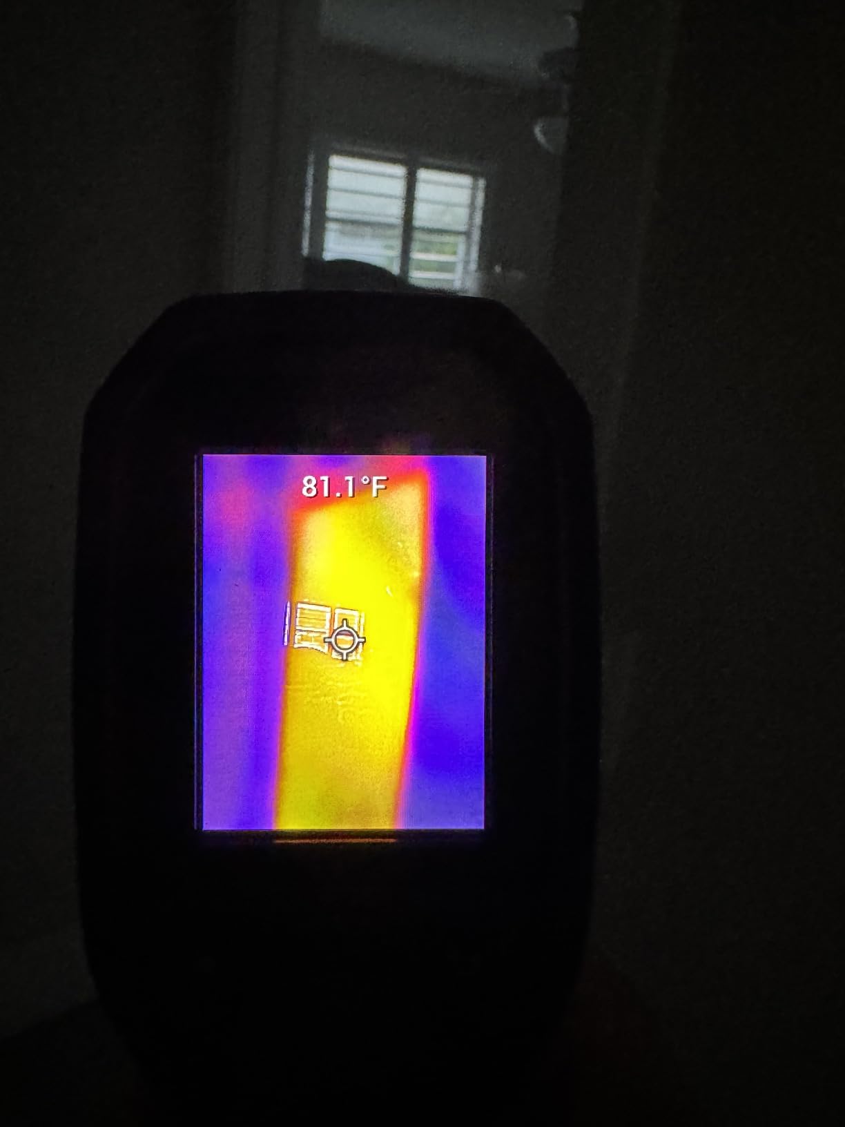 FLIR TG165-X Thermal Imaging Camera with Bullseye Laser: Commercial Grade Infrared Camera for Building Inspection, HVAC and Electrical customer photo 2