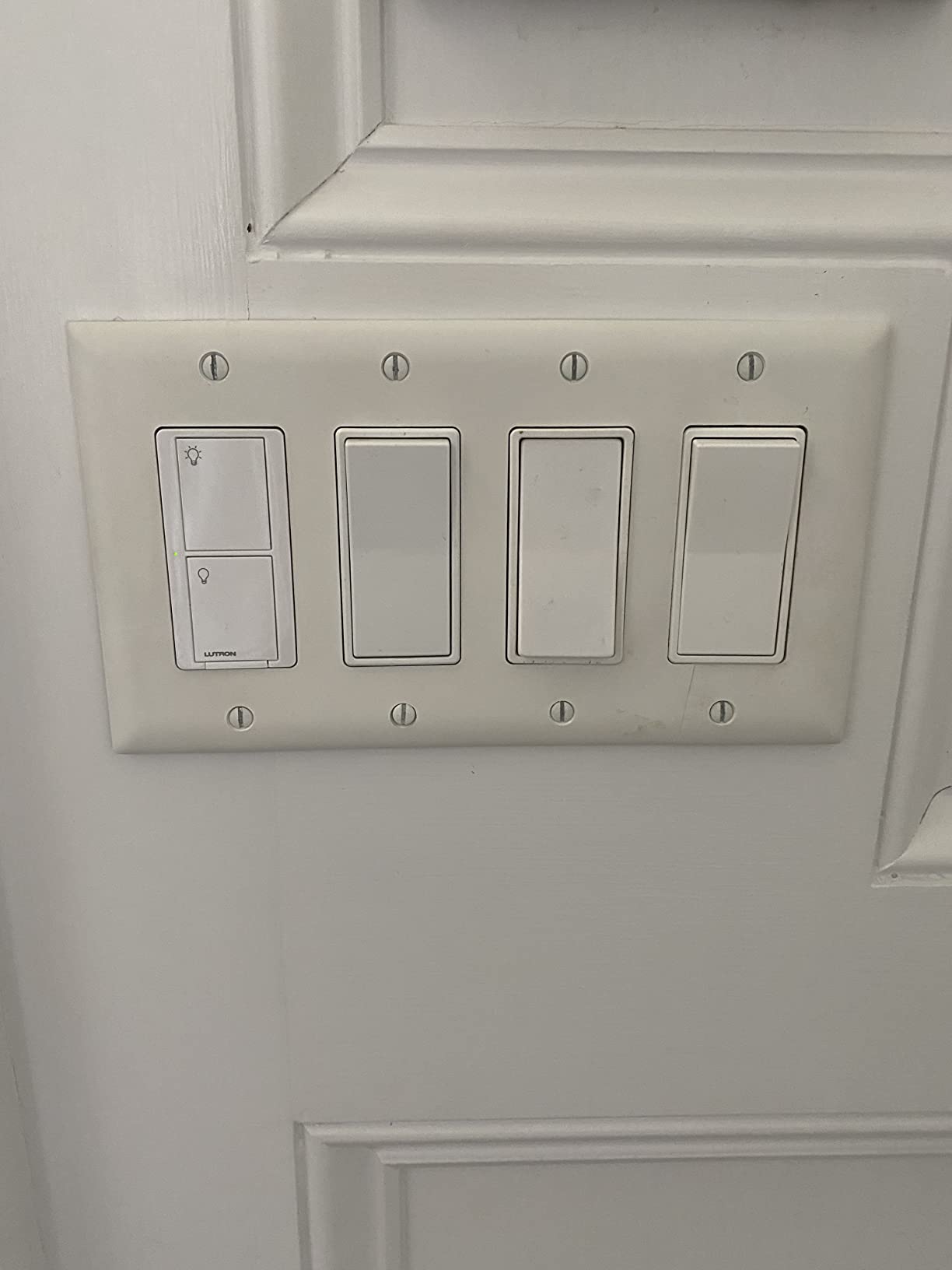 Caseta Smart Light Switch 3-Way Kit, with Pico Remote, Wallplate, Wall Bracket for LED Lights and Fans, On-Off Only, 5 Amp, Neutral Required, P-PKG1WS-WH customer photo 2
