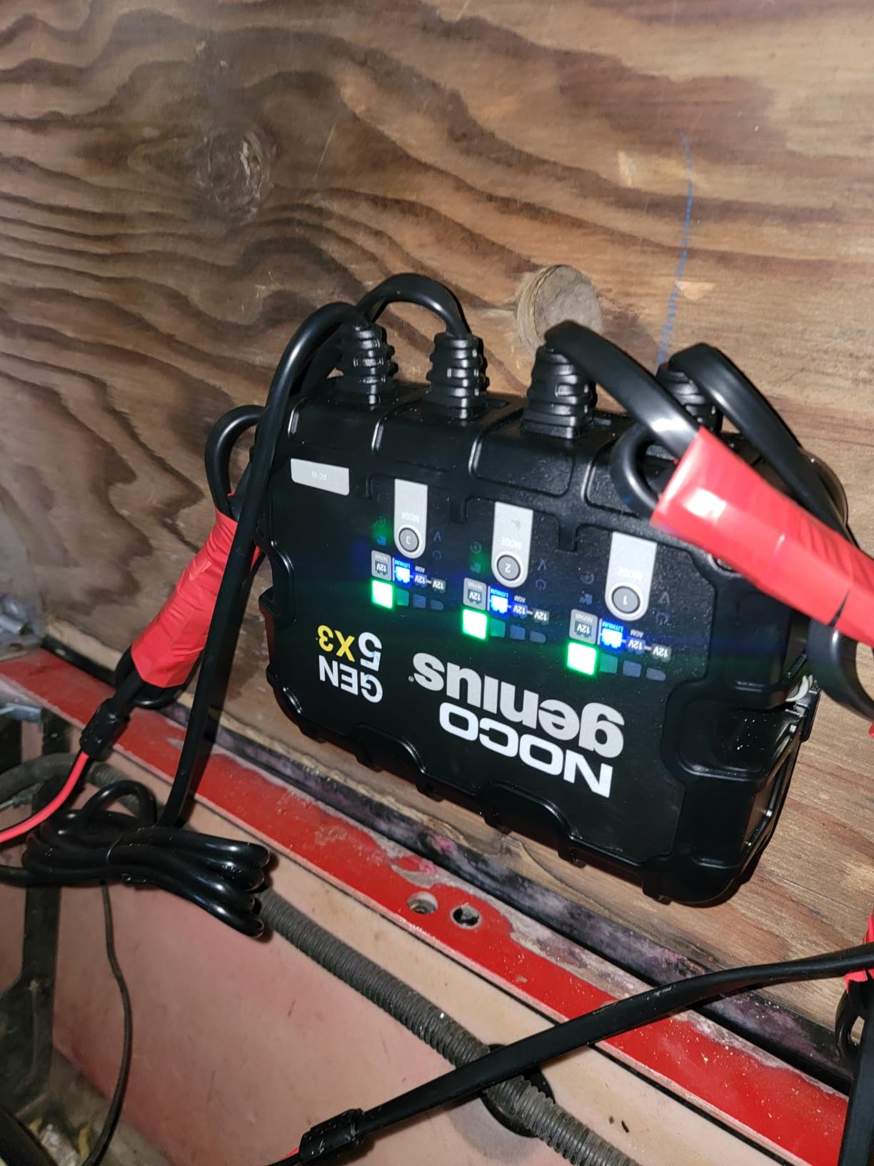 NOCO Genius GEN5X3: 3-Bank, 15A Onboard Battery Charger - 5A Per Bank, 12V Waterproof Marine Charger with Overcharge Protection & Temperature Compensation - for Lead-Acid & Lithium Batteries customer photo 2