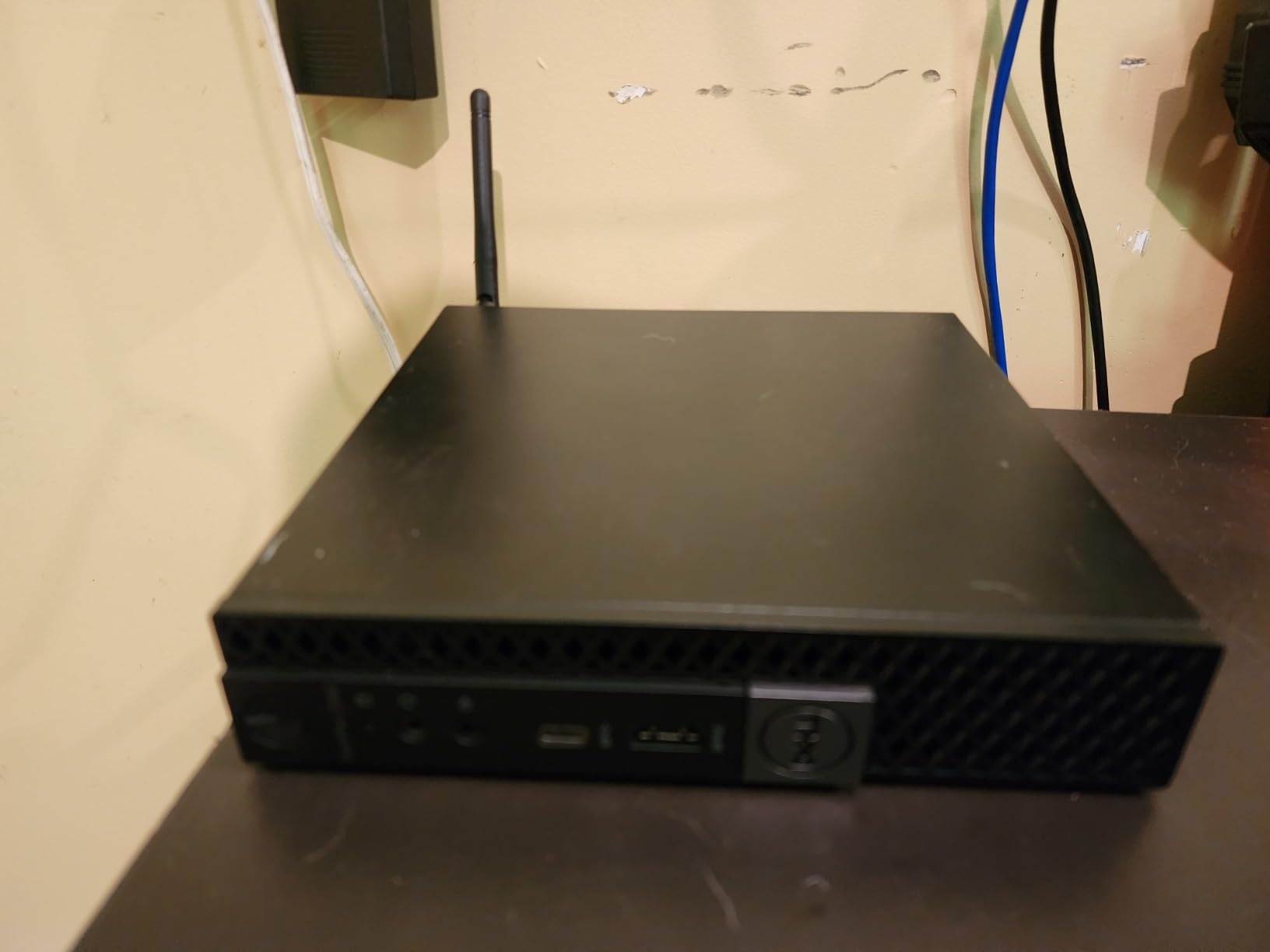 Dell OptiPlex 7050 Micro Computer, Intel Quad Core i5-6500T up to 3.1GHz, 16G DDR4, 256G SSD, Windows 11 Pro 64 Bit (Renewed) customer photo 1