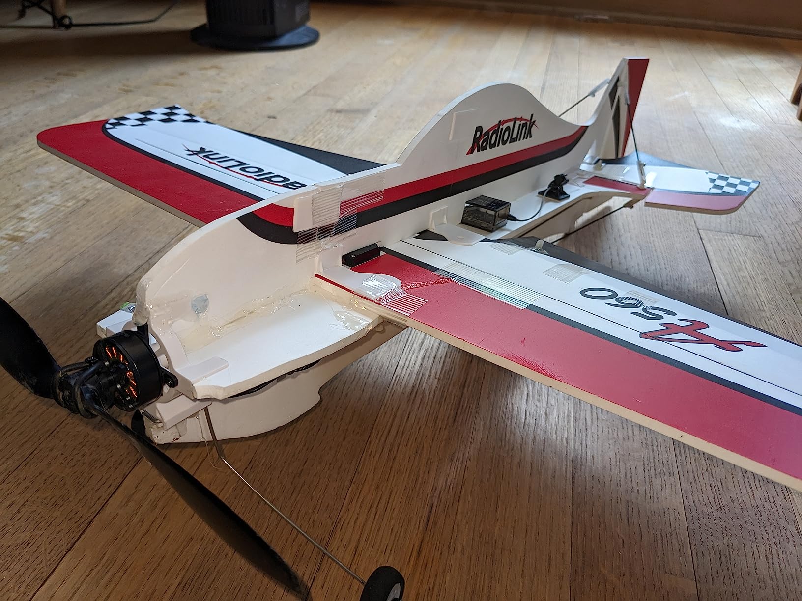 Radiolink A560 Ready to Fly (RTF) RC Airplane, 3D Fixed Wing 580mm Wingspan RC Plane, EPP Durable Material, 15A ESC Aircraft, Byme-A Gyro Flight Controller Stabilized for Beginners, Kids and Adults customer photo 2