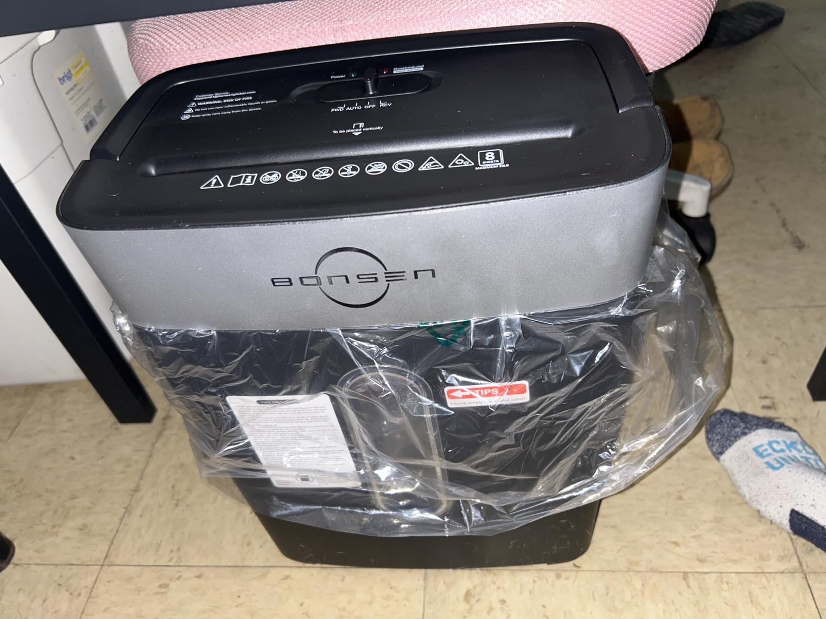 BONSEN Shredder for Home Office, 4 Gallons 8-Sheet Cross Cut Credit Card Shredder, Small Paper Shredder for Home Use, High Security Level P-4, ETL Certification (S3101) customer photo 1