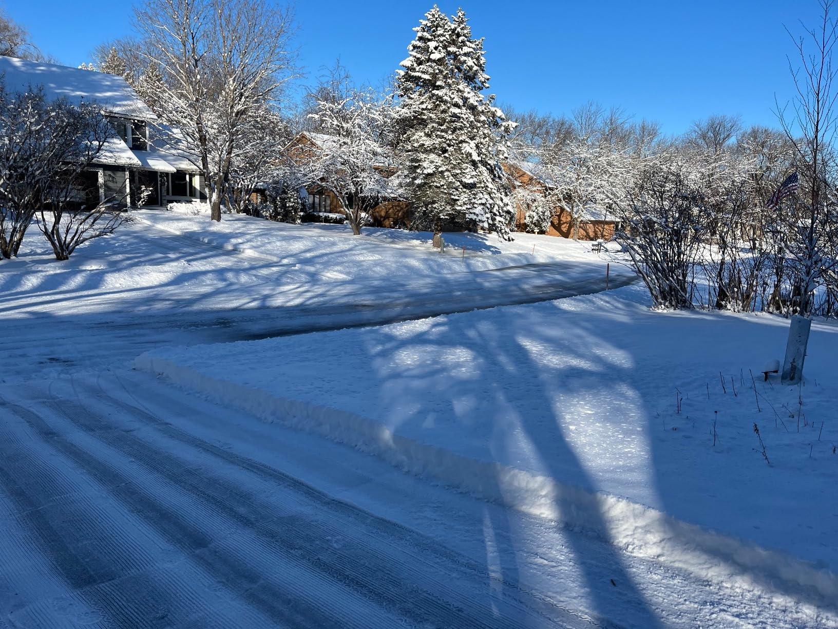 EGO Power+ SNT2110 Peak Power 21-Inch 56-Volt Cordless Snow Blower with Steel Auger Battery and Charger Not Included customer photo 2