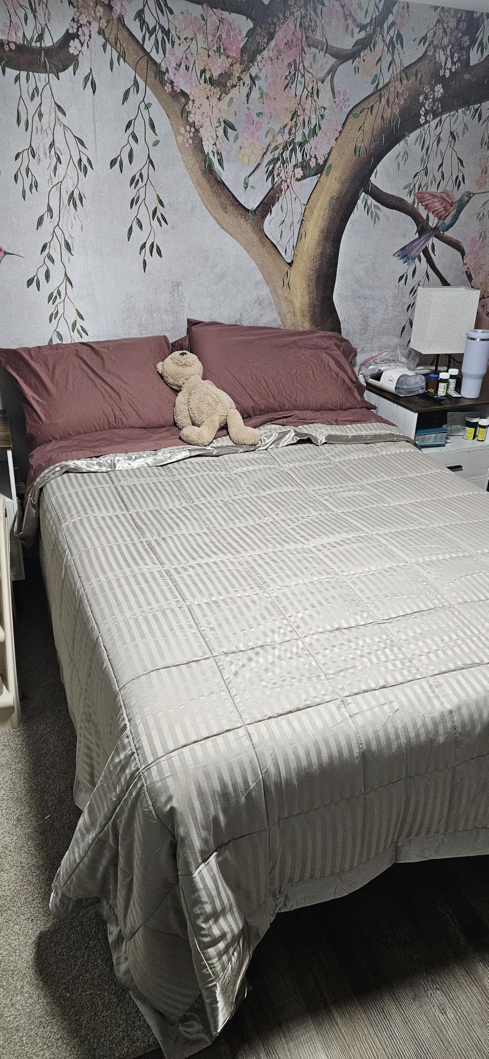 downluxe Weighted Blanket King Size, 18 lb Weighted Blanket with Glass Beads for All Season, Machine Washable Heavy Blanket (Grey, 108 X 90 Inch) customer photo 1