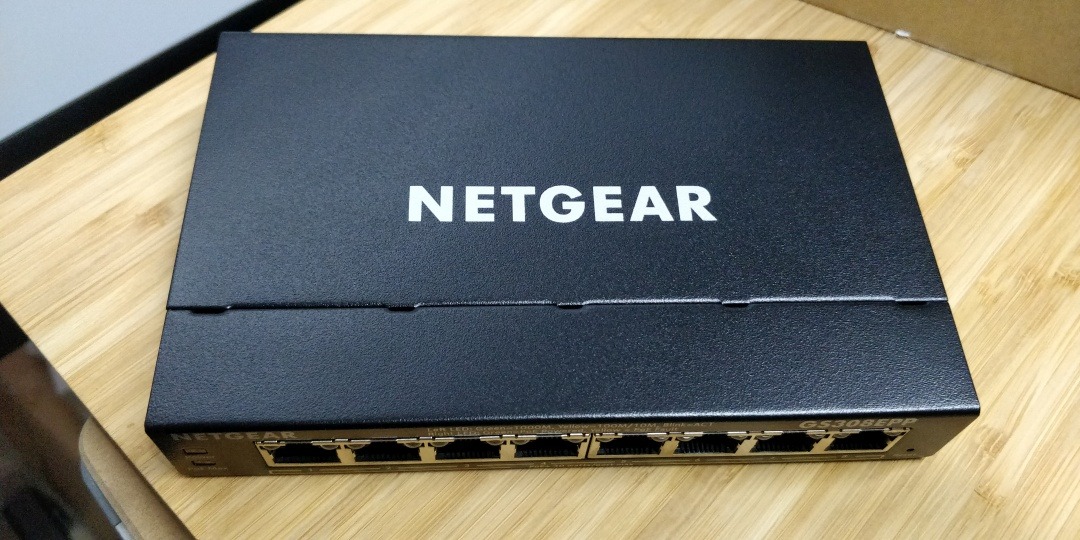 NETGEAR 8 Port PoE Gigabit Ethernet Easy Smart Managed Essentials Switch (GS308EPP) - with 8 x PoE+ @ 123W, Desktop or Wall Mount customer photo 1