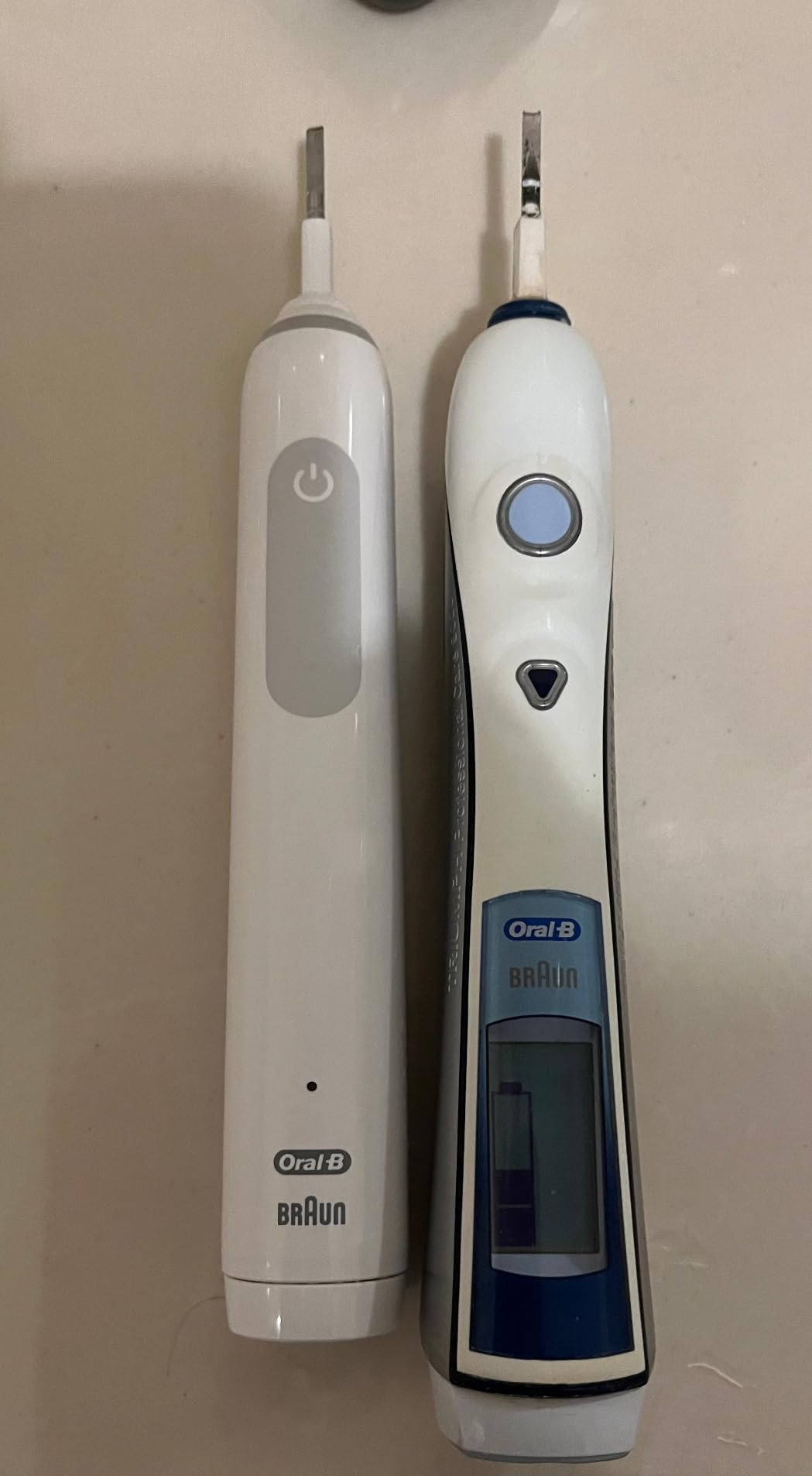 Oral-B Smart 1500 Electric Power Rechargeable Battery Toothbrush, Black customer photo 1