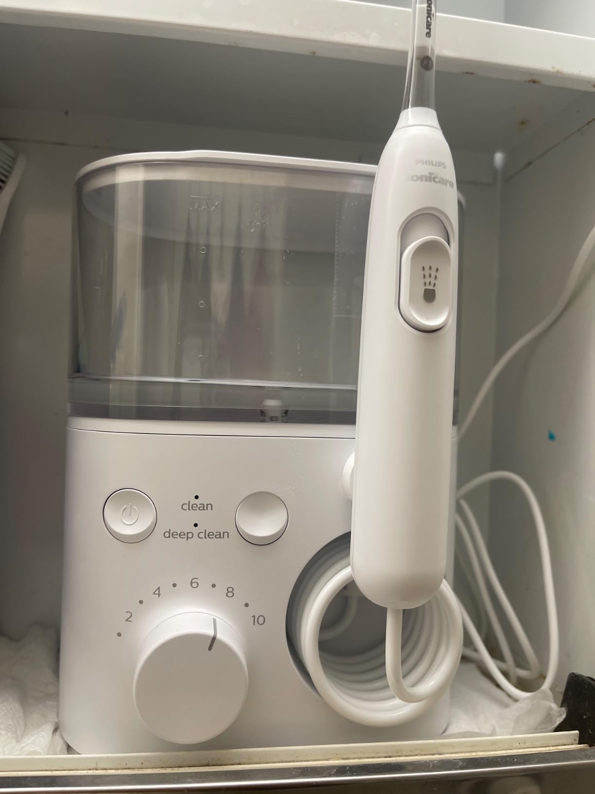 Philips Sonicare Power Flosser 5000, White, HX3811/20 customer photo 2