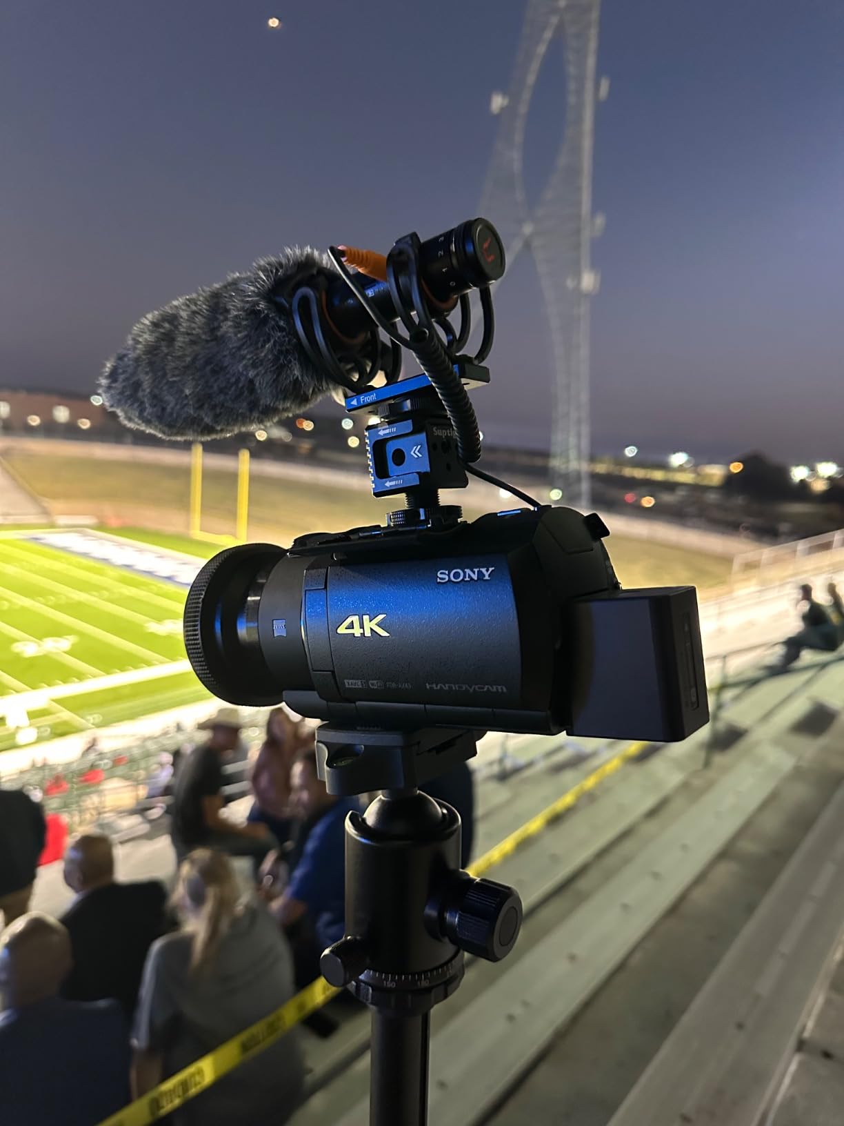 COMICA VM20 Shotgun Microphone, Professional Super Cardioid Video Mic with Shock Mount, Camera Microphone Kit for Smartphone/DSLR Camera/Camcorder, Perfect for Interview, Video Shooting, Vlog customer photo 1