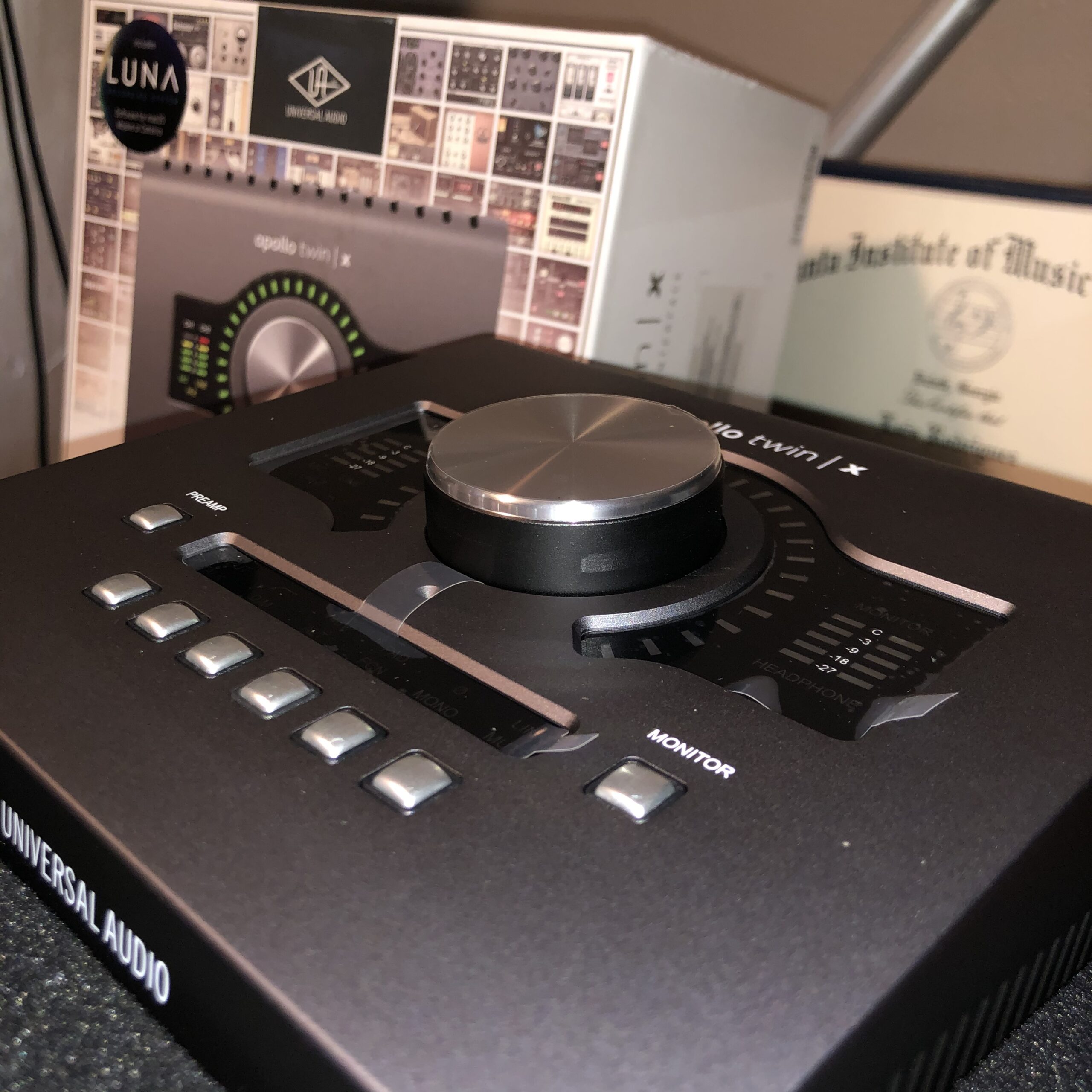 Universal Audio Apollo Twin X DUO Heritage Edition Thunderbolt 3 Audio Interface customer photo 2