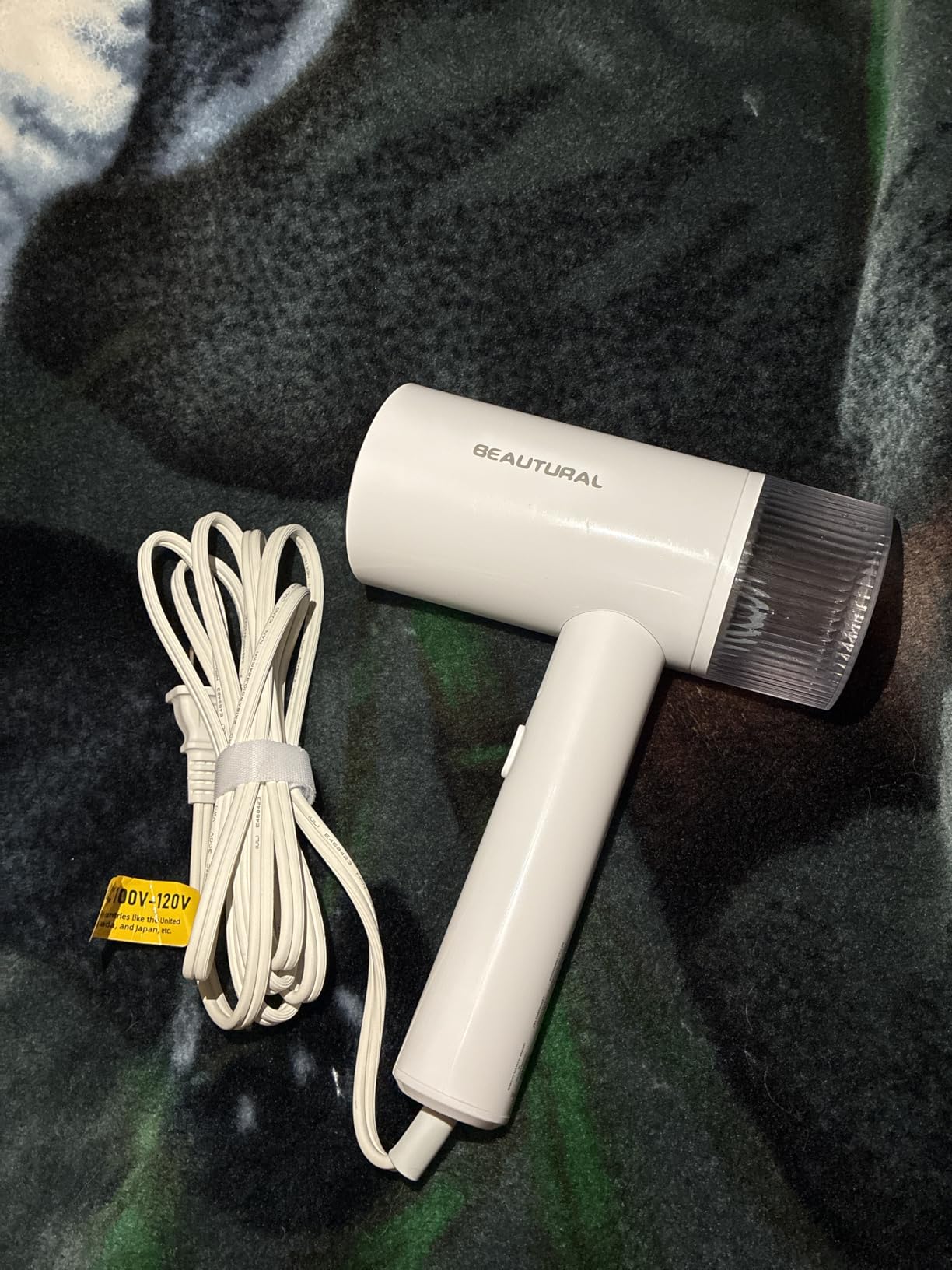 BEAUTURAL Steamer for Clothes, Portable Garment Wrinkle Remover, Fast 30s Heat-up, Foldable and Handheld, 120V Only (Not for 220V Europe), White customer photo 2