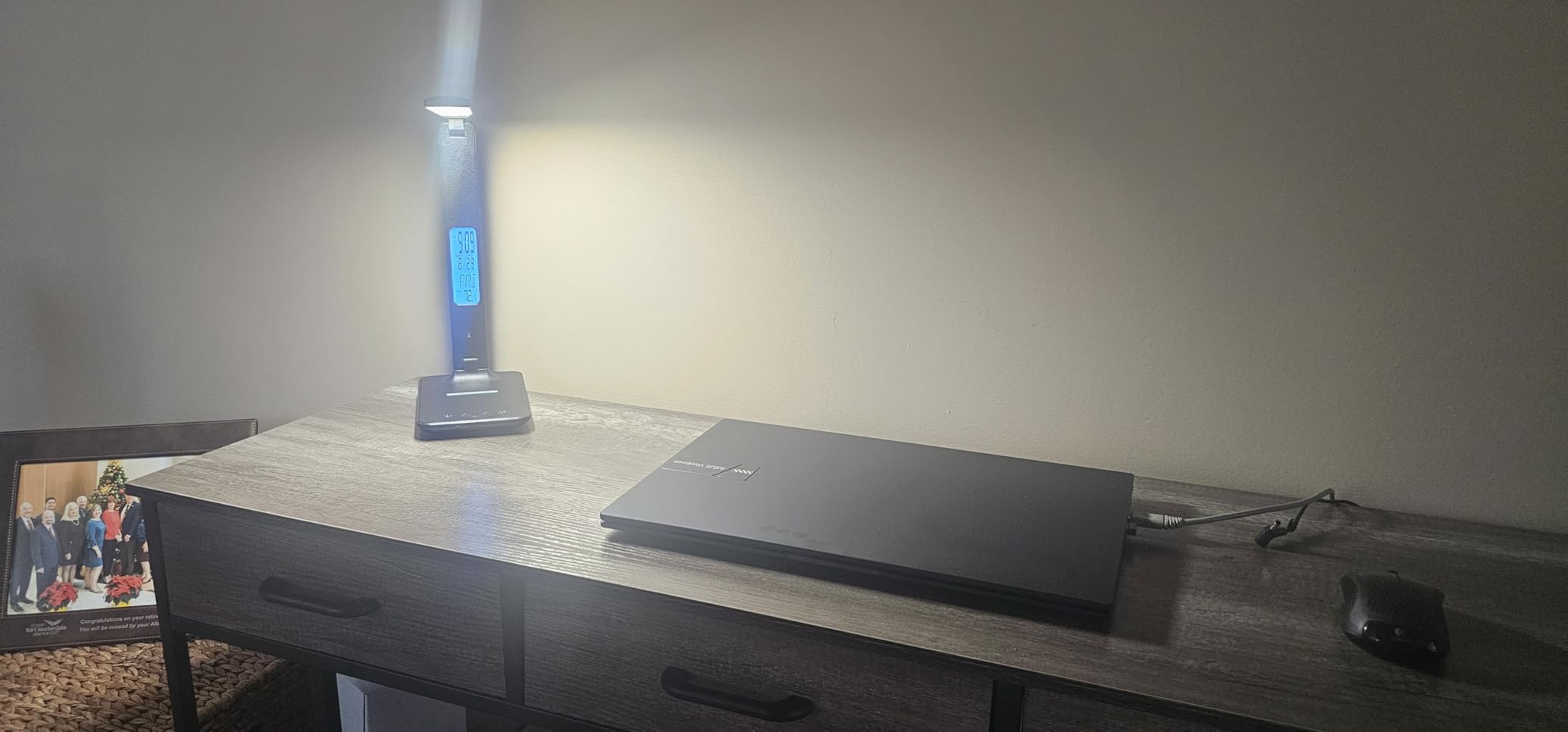 LED Desk Lamp with Wireless Charger, Suitable for Home, Office Dimmable, with USB Charging Port, Built-in Clock, Calendar, Thermometer and Automatic Timing Reading Desk Lamp customer photo 2