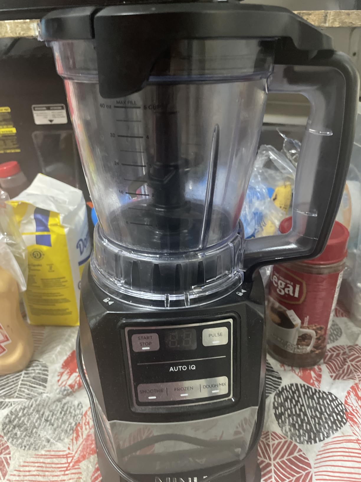 Ninja Blender, Compact Kitchen System, 1200W, 3 Functions for Smoothies, Dough & Frozen Drinks with Auto-IQ, 72-oz.* Blender Pitcher, 40-oz. Processor Bowl & 18-oz. Single-Serve Cup, Grey, AMZ493BRN customer photo 1