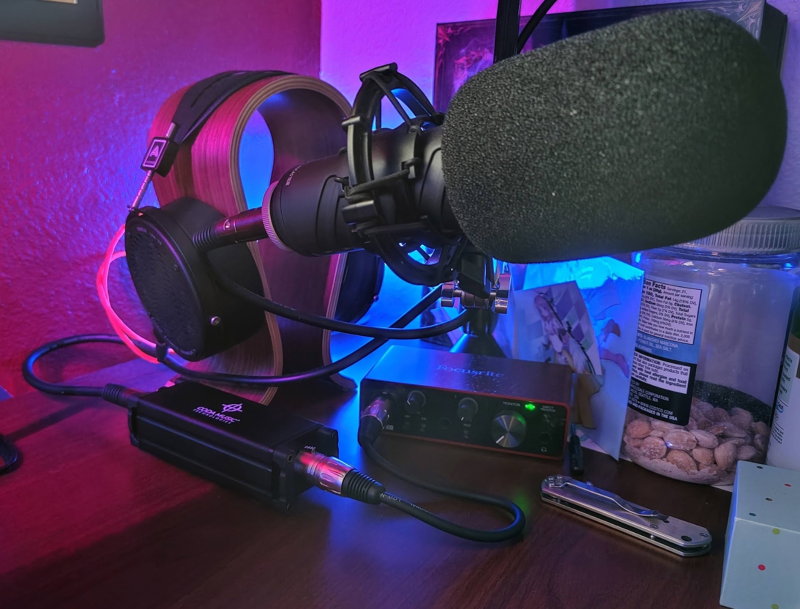 Coda MB-1 Microphone Preamp Mic Gain Booster - 48V Phantom Power, 25db Gain Ultra-Clean Dynamic Mic Preamplifier customer photo 2