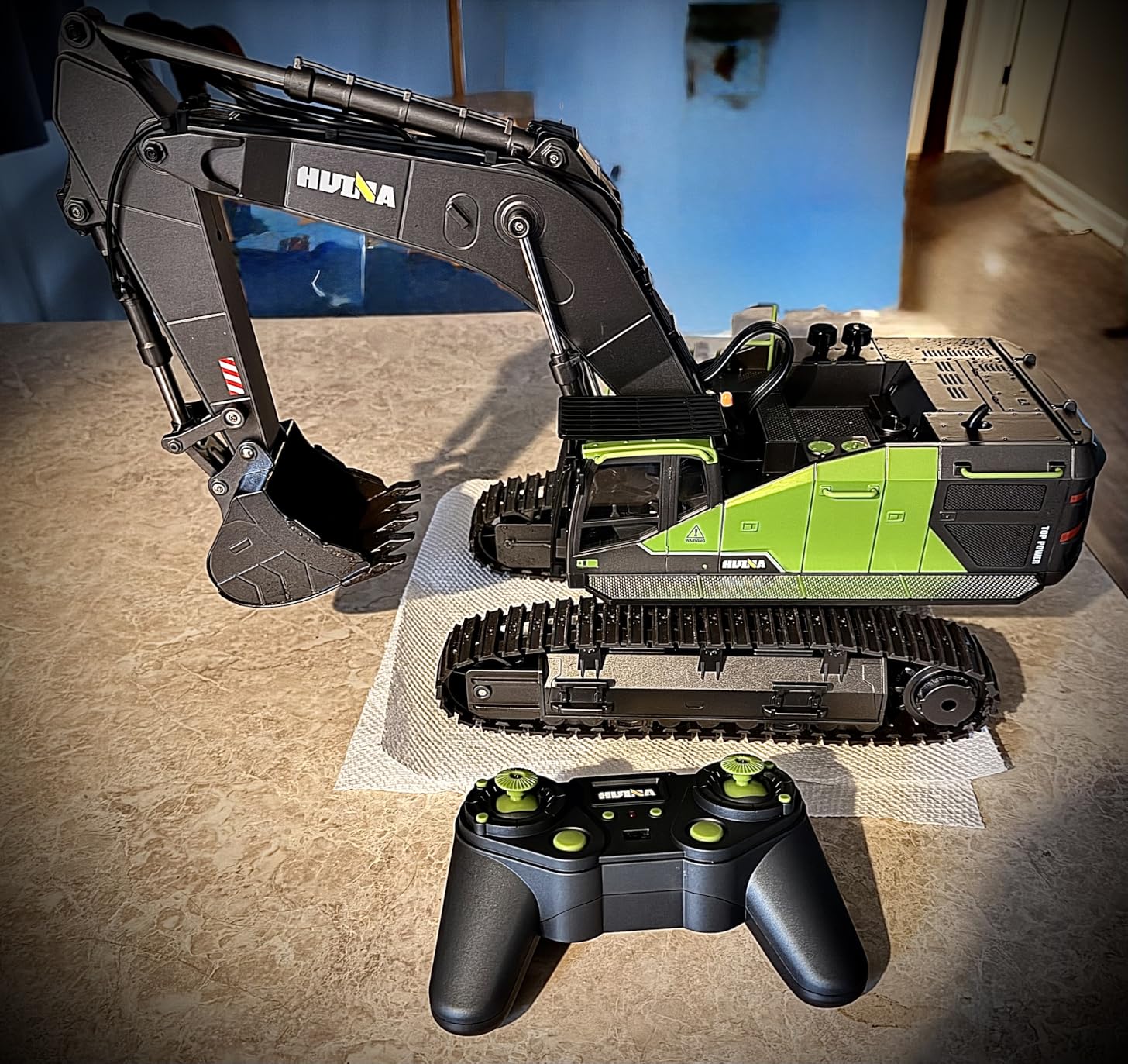 RC Excavator for Adults Huina 1593 Fully Functional 1:14 Toy 28 Channel Remote Control Truck Construction Vehicle Metal Bucket LED Lights Simulating Sounds 2 Batteries and Gripper 2026 Model customer photo 1