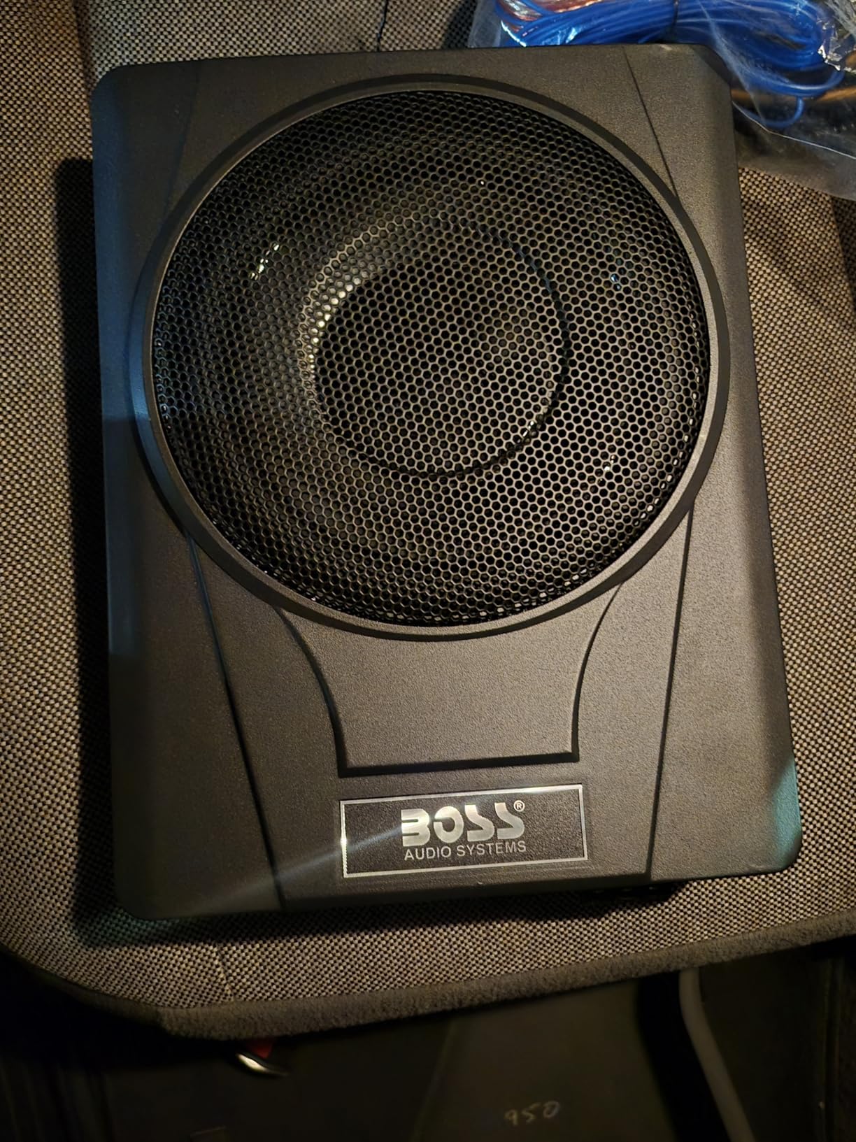 BOSS Audio Systems BASS10 10 Inch Powered Under Seat Car Subwoofer - 1000 Watts Max, Single 4 Ohm Voice Coil, Remote Subwoofer Control, Sold Individually customer photo 1