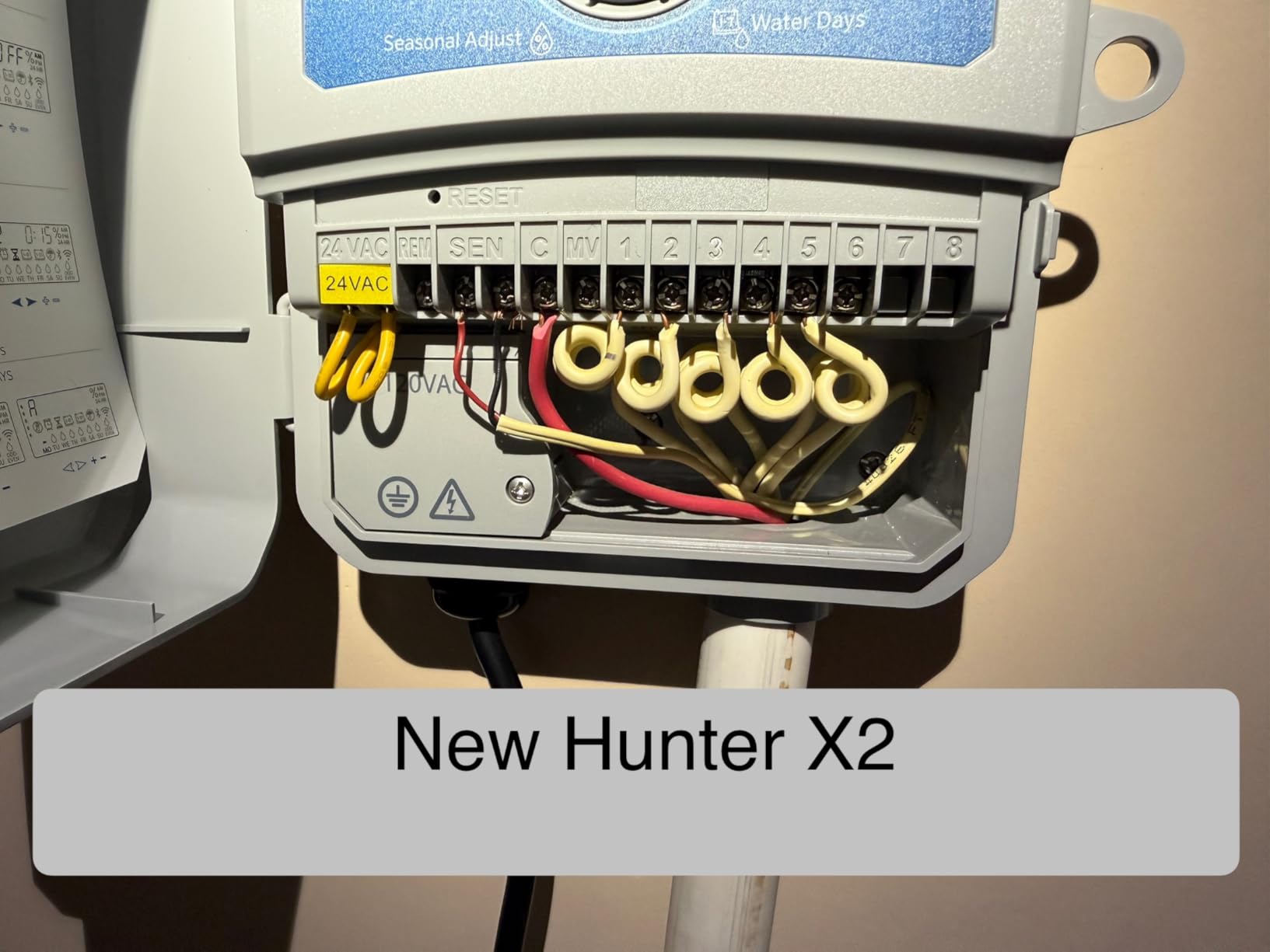 Hunter Hydrawise X2 8 Zone Sprinkler Controller, Outdoor Irrigation Timer for Lawn and Garden, Weather Based Scheduling, Cycle and Soak, Smart Controller Ready with Optional WiFi Module customer photo 1