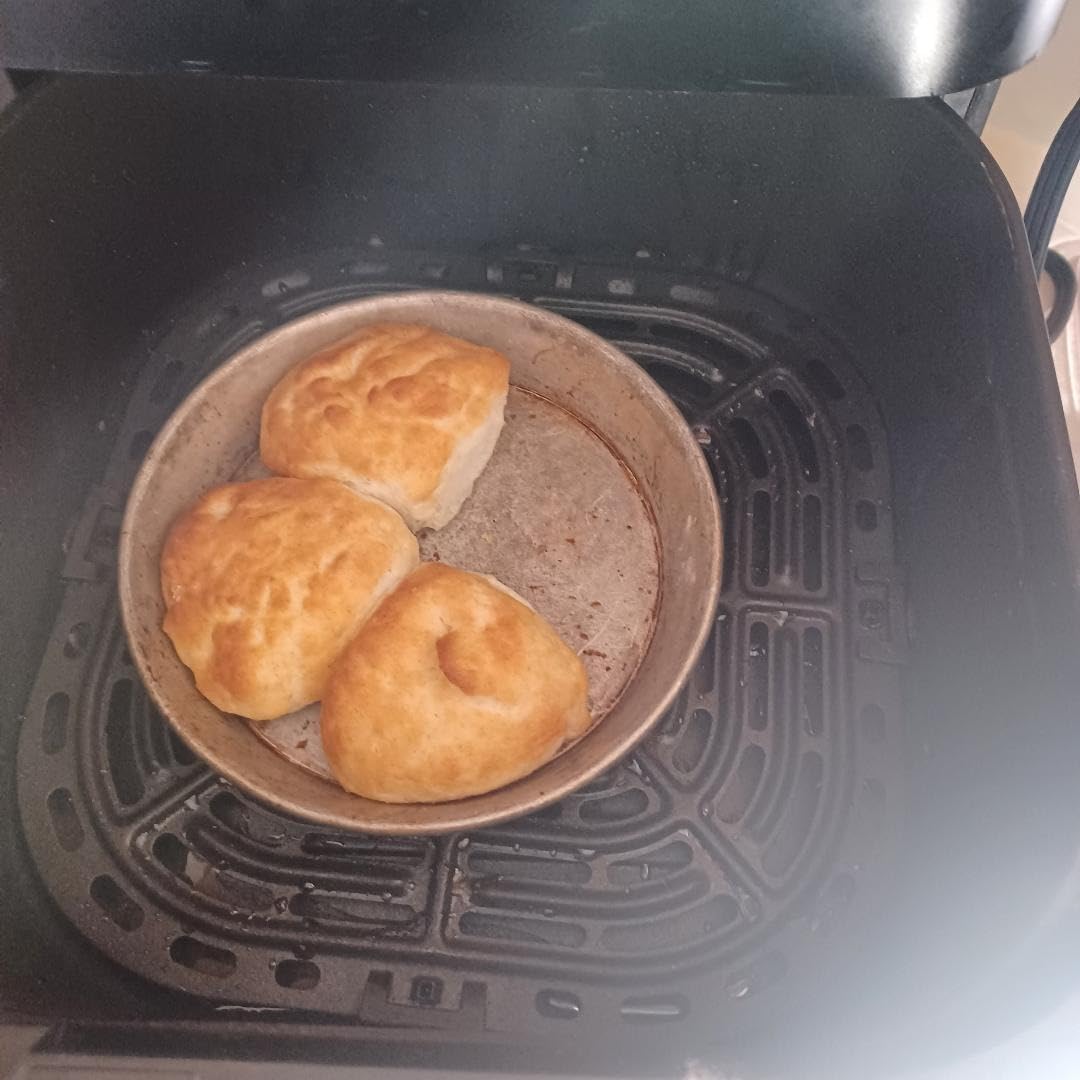 Instant Pot Vortex 5.7QT Air Fryer, Custom Program Options, 4-in-1 Functions, EvenCrisp Technology that Crisps, Roasts, Bakes and Reheats, 100+ In-App Recipes, from the Makers of Instant Pot, Black customer photo 2