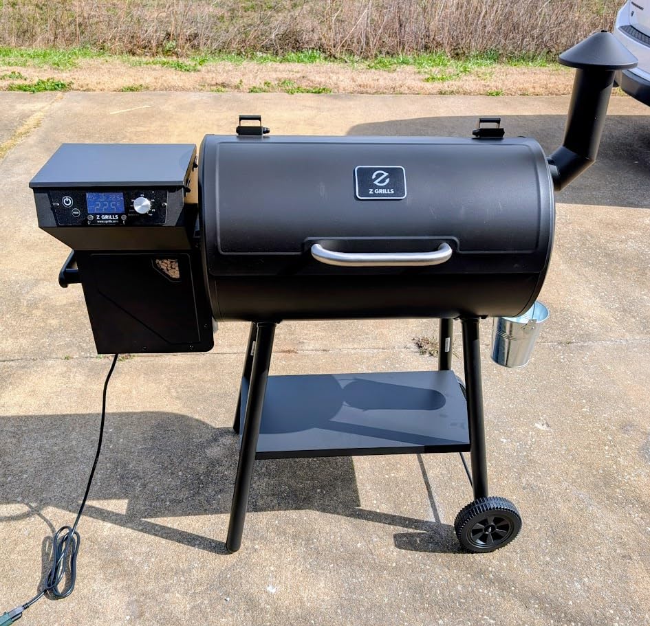 Z GRILLS ZPG-550B2 Wood Pellet Grill & Smoker with PID 3.0 Controller, 553 sq in Cooking Area, Meat Probe, Hopper Cleanout, 8 in 1 BBQ Grill Outdoor Auto Temperature Control, Black customer photo 1