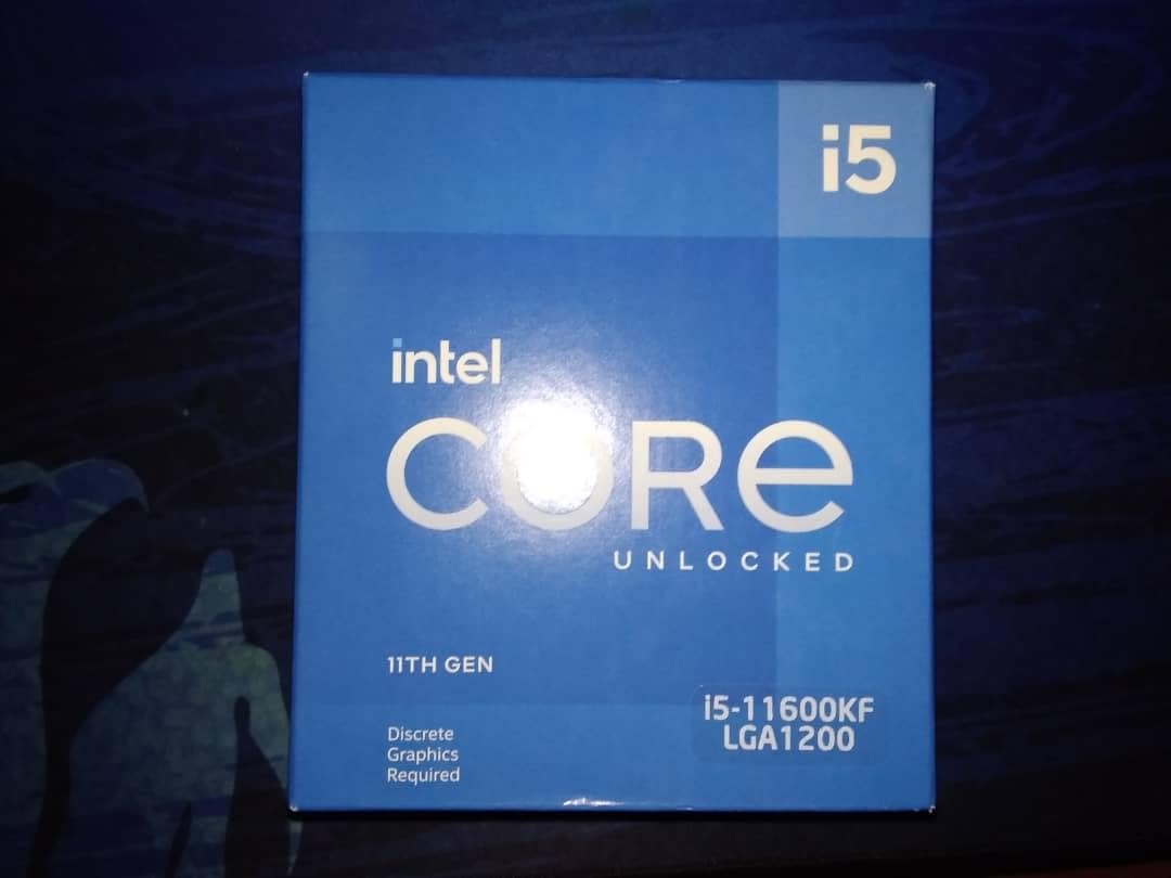 Intel Core i5-11600KF Desktop Processor 6 Cores up to 4.9 GHz Unlocked LGA1200 (Intel 500 Series & Select 400 Series Chipset) 125W customer photo 2