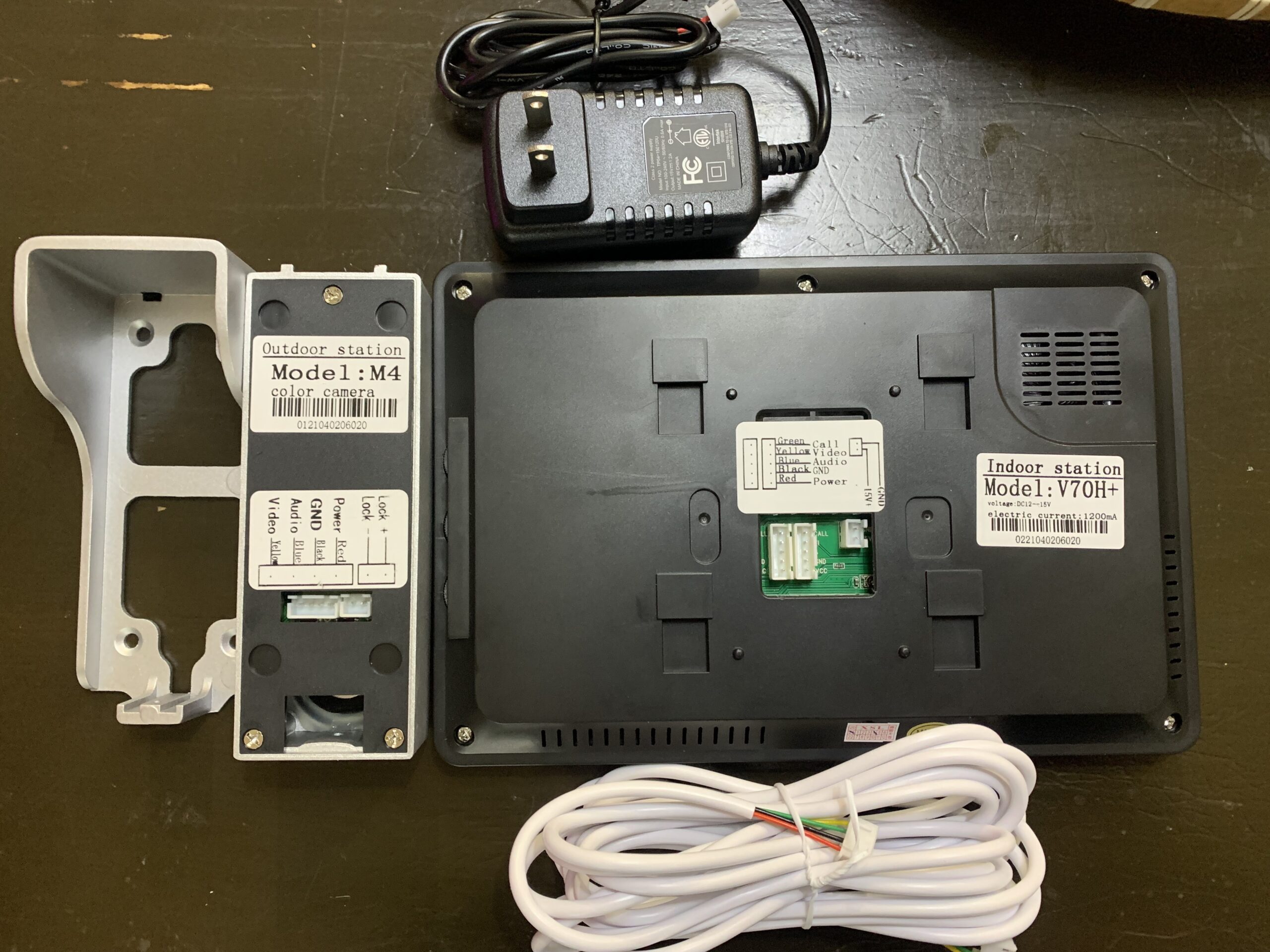 Video Intercom System, 7 Inches Monitor Wired Video Door Phone Doorbell Kits, IR Outdoor Camera Door Intercom, Support Unlock, Monitoring, Dual-Way Intercom for Home Video Surveillance customer photo 2