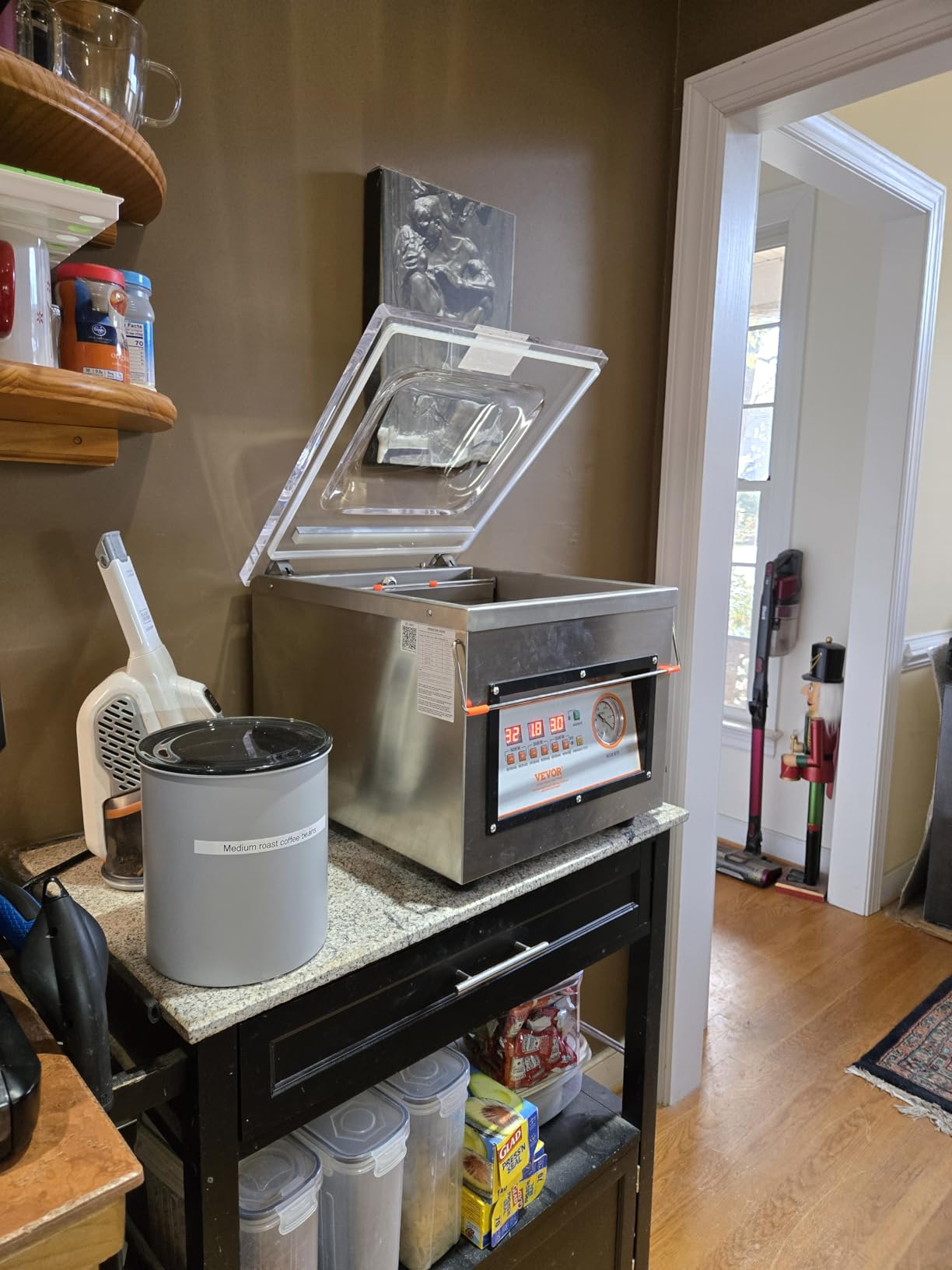 VEVOR Chamber Vacuum Sealer, 320W Sealing Power, Vacuum Packing Machine for Wet Foods, Meats, Marinades and More, Compact Size with 12.6 in Sealing Length, Applied in Home Kitchen and Commercial Use customer photo 2