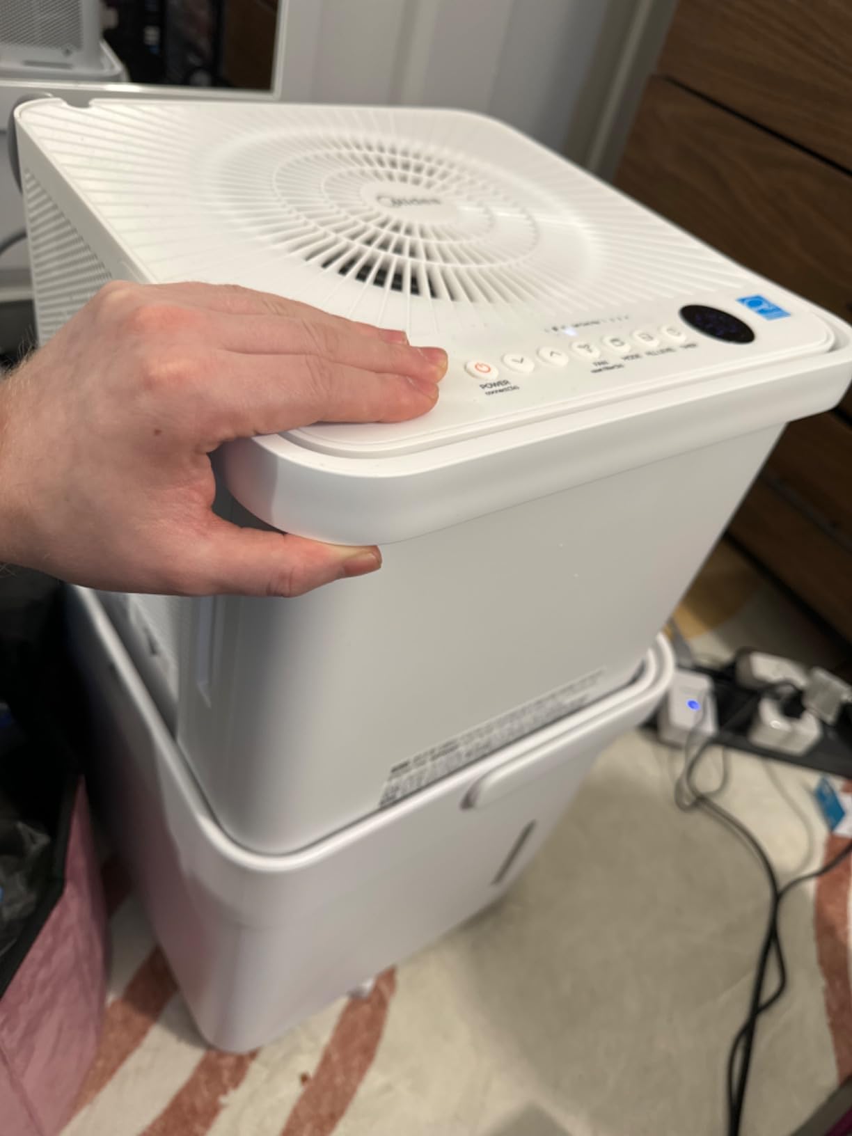 Midea Cube 20 Pint Dehumidifier for Basement, 1,500 Sq. Ft, Energy star customer photo 2