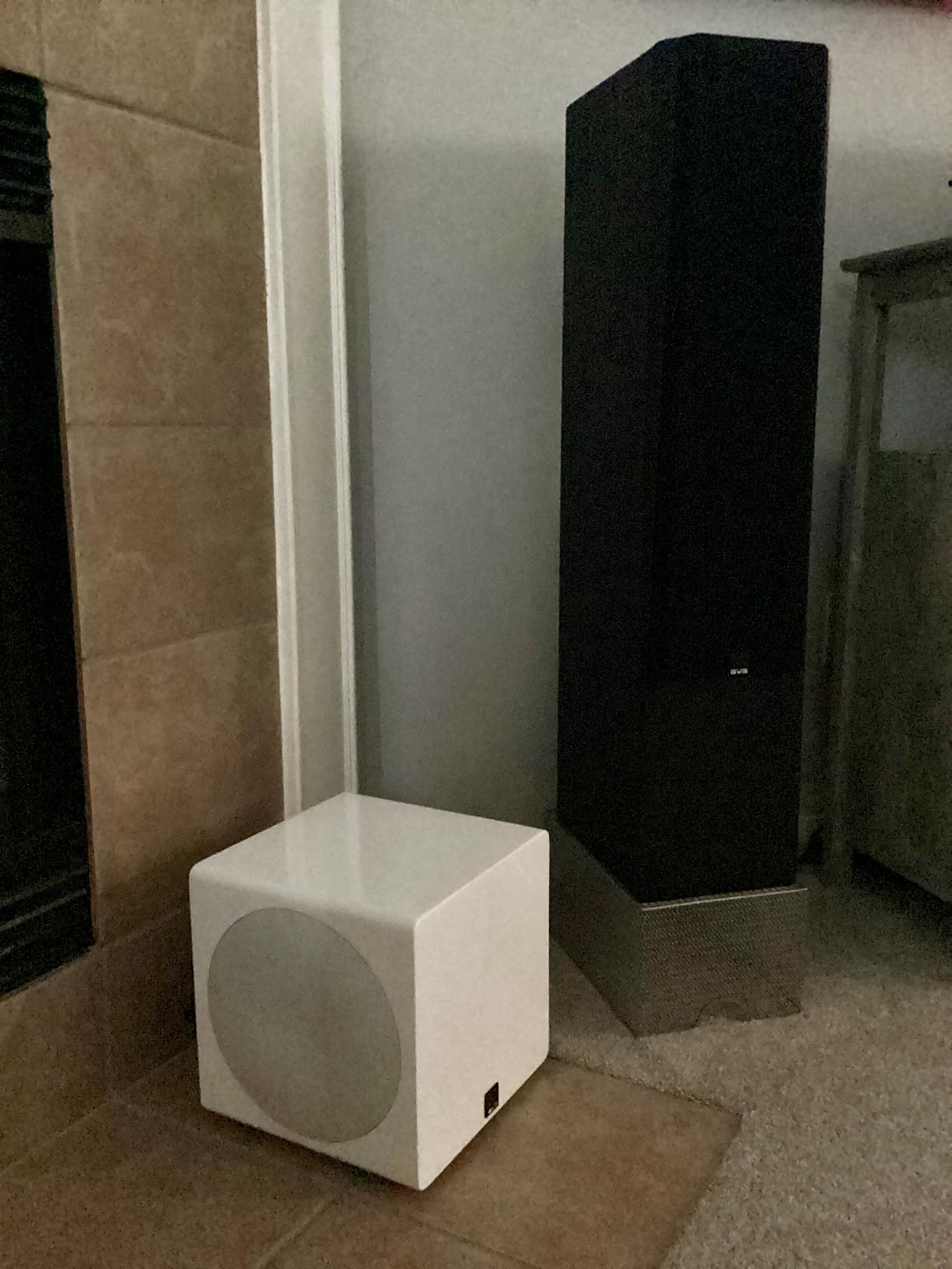 SVS 3000 Micro Sealed Subwoofer with Fully Active Dual 8-inch Drivers (Piano Gloss White) customer photo 1
