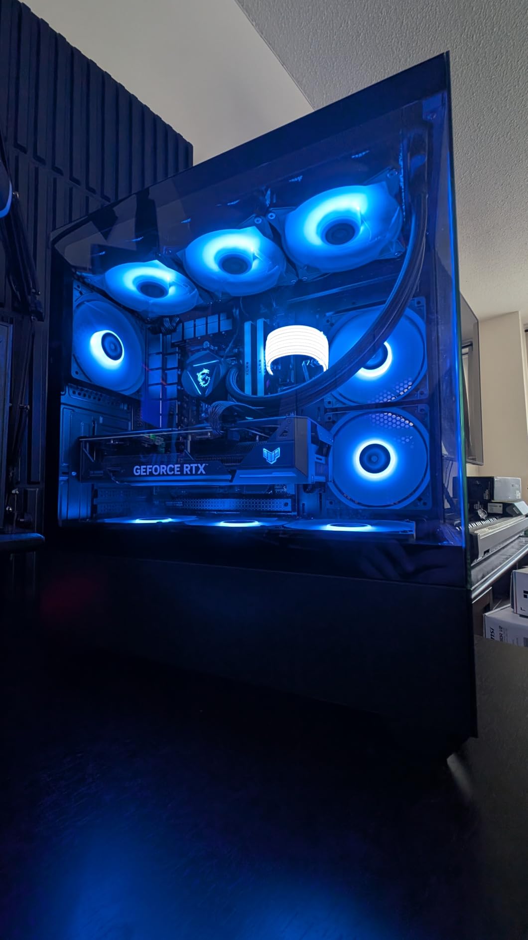 Apevia ATX-GX650W Galaxy 650W 80+ Gold Certified Active PFC ATX Semi-Modular Quiet Gaming Power Supply customer photo 2