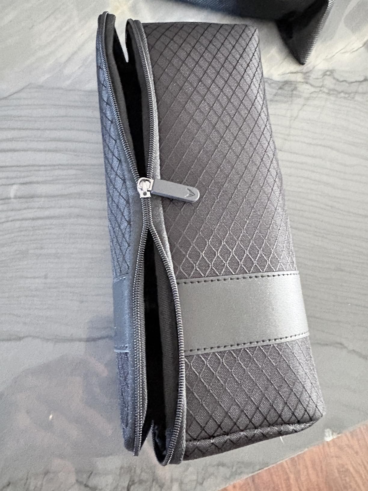 Coravin Timeless Six Plus Wine Preservation System - By-the-Glass Wine Saver - With 3 Pure Argon Gas Capsules, 6 Screw Caps & Wine Aerator - Piano Black customer photo 1