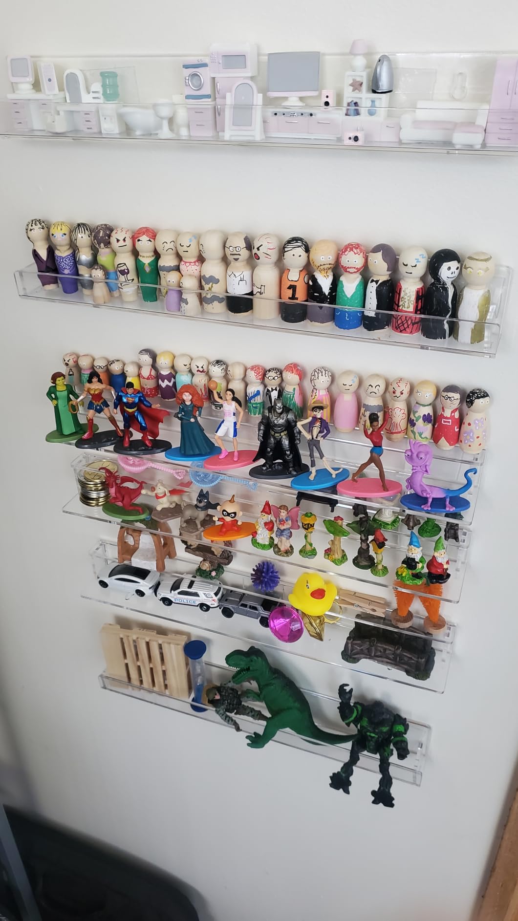 Cq Acrylic Nail Polish Shelf for Wall, 15 Inch 4 Pack Hanging Clear Nail Polish Wall Organizer customer photo 2