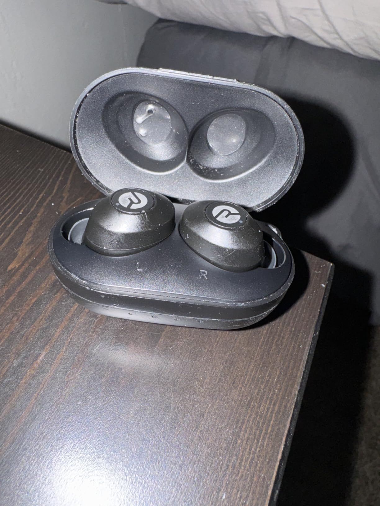 Raycon Everyday Classic Bluetooth Wireless Earbuds + Microphone with Active Noise Canceling, Sweat & Water-Resistant Earphones, Ear Buds Wireless Bluetooth 32 Hours Playtime (Black) customer photo 1