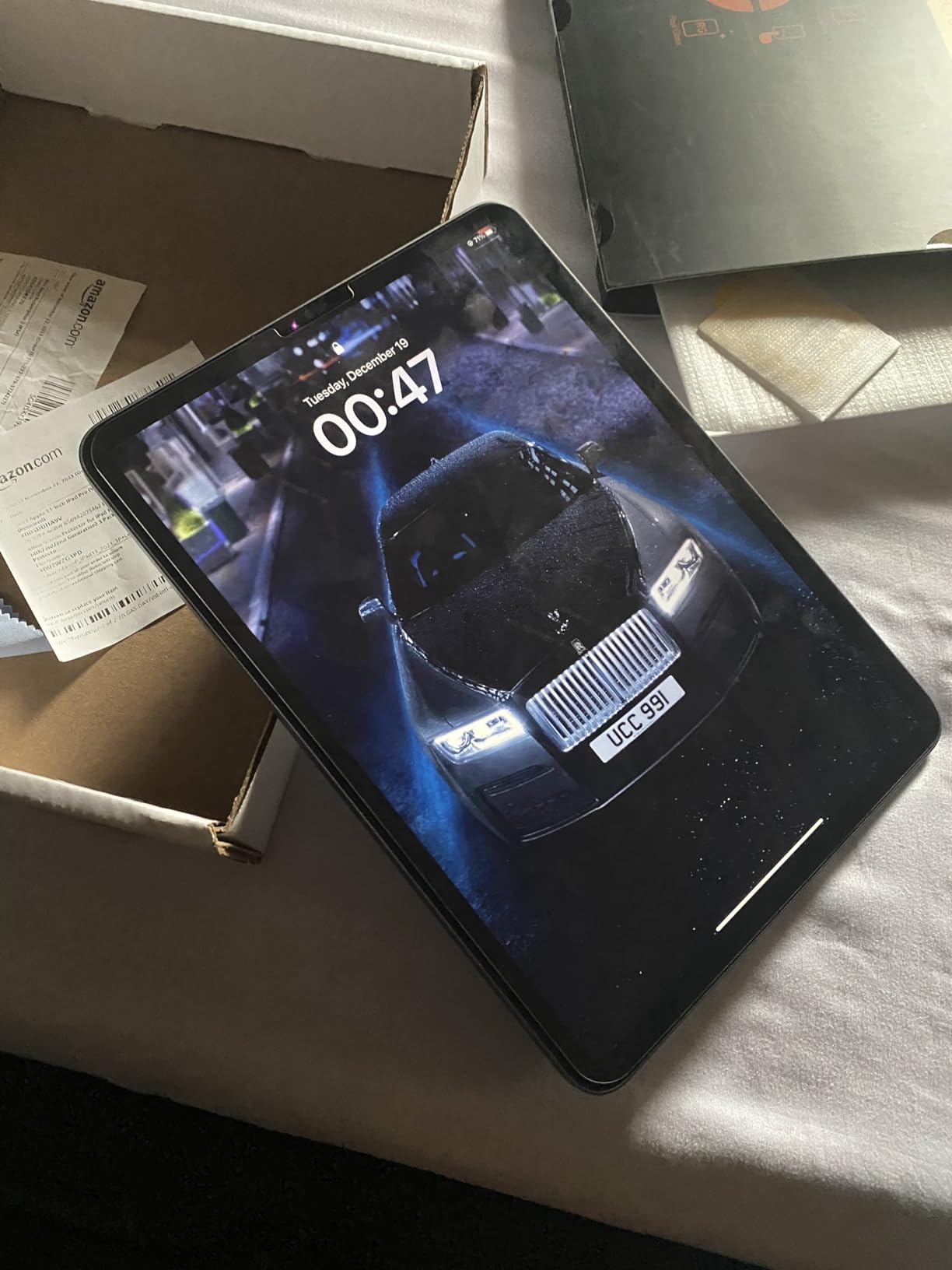 Apple 2021 11-inch iPad Pro (Wi-Fi, 256GB) - Space Gray (Renewed) customer photo 2