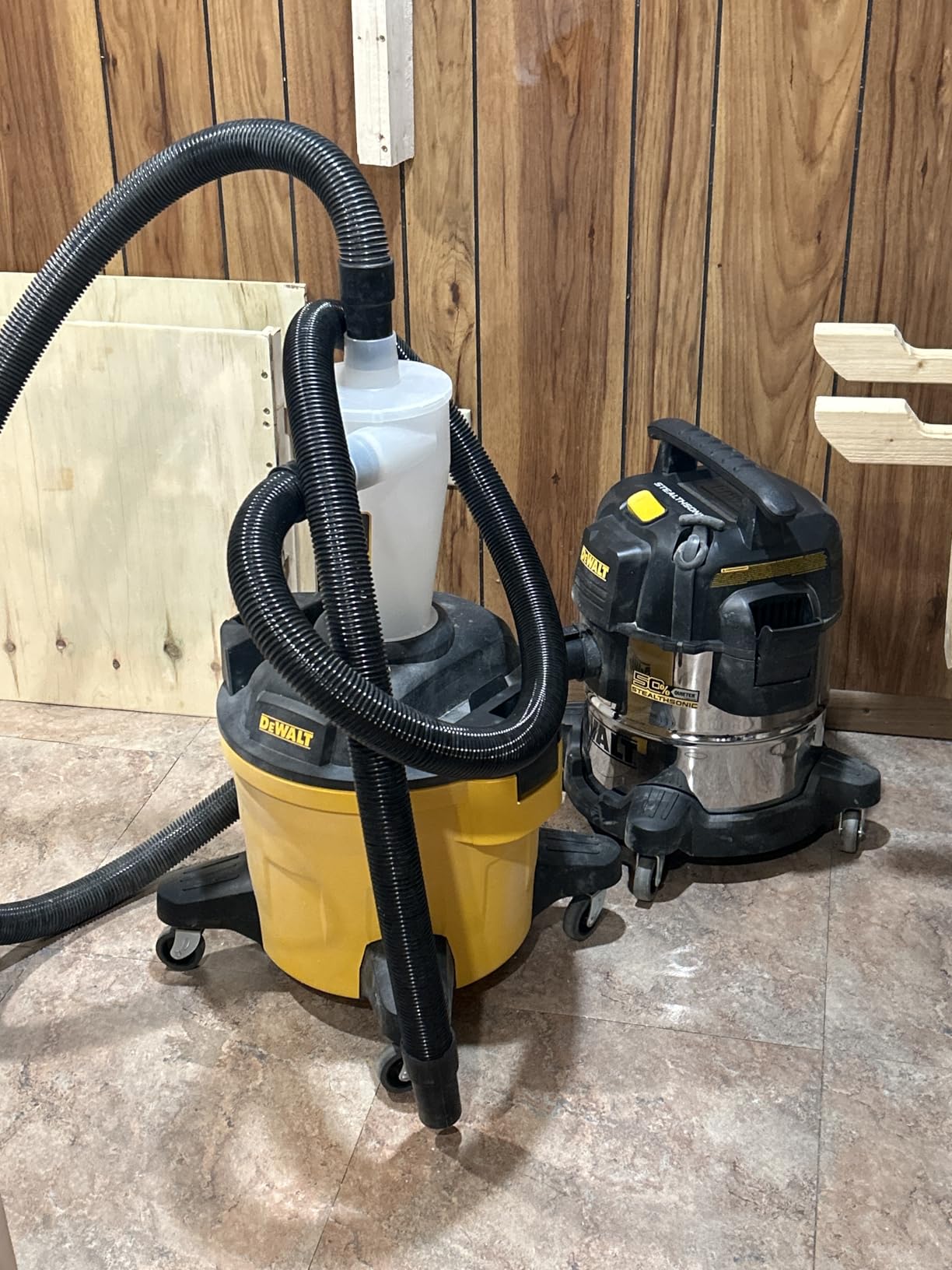 DEWALT Dust Separator with 6 Gallon Poly Tank, 99.5% Efficiency Cyclone Dust Collector, High-Performance Cycle Powder Collector Filter, DXVCS002, Yellow customer photo 1