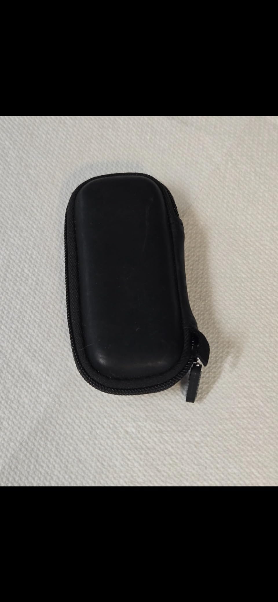 KardiaMobile 6L Max EKG Monitor, Includes One-Year KardiaCare Subscription, FDA-Cleared Heart Monitor, Medical-Grade Results in 30 Seconds, Unlimited Recordings, Works with Smartphones and Tablets customer photo 1