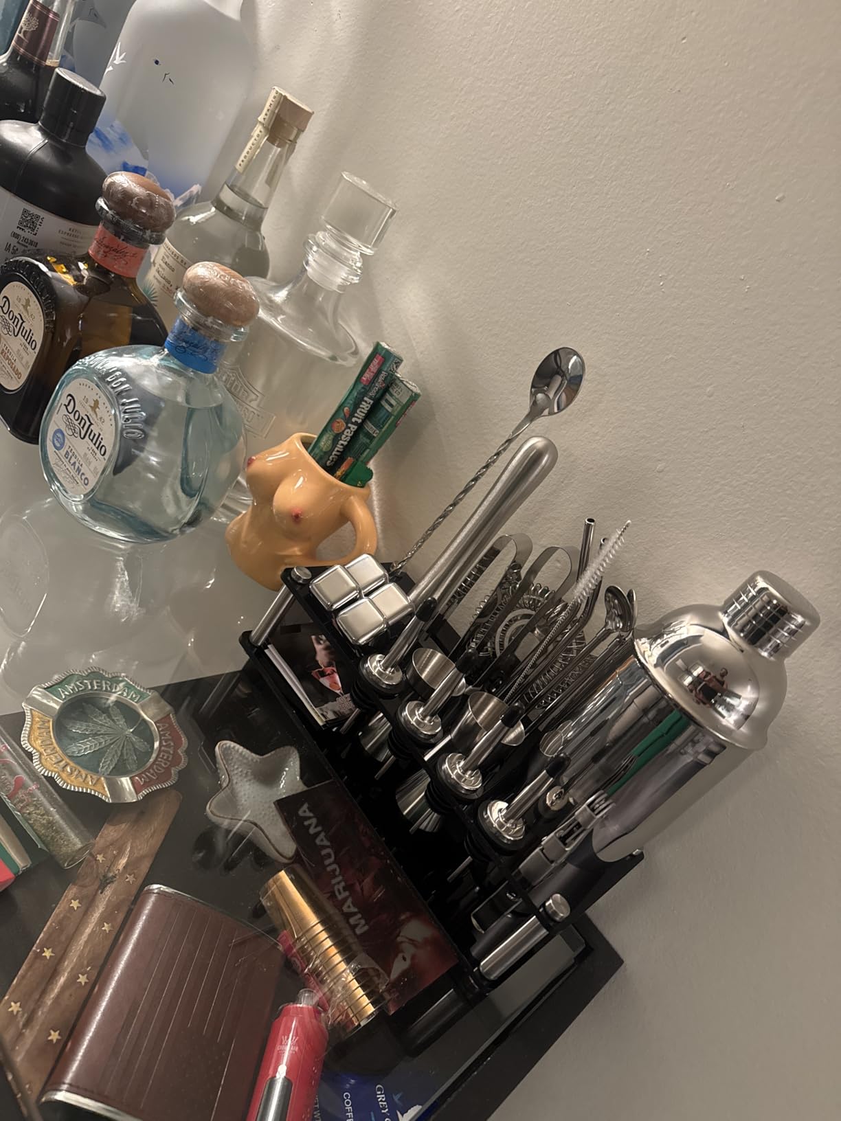 Cocktail Shaker Set, 23-Piece Stainless Steel Bartender Kit with Acrylic Stand & Cocktail Recipes Booklet, Professional Bar Tools for Drink Mixing, Home, Bar, Party (Include 4 Whiskey Stones) customer photo 1