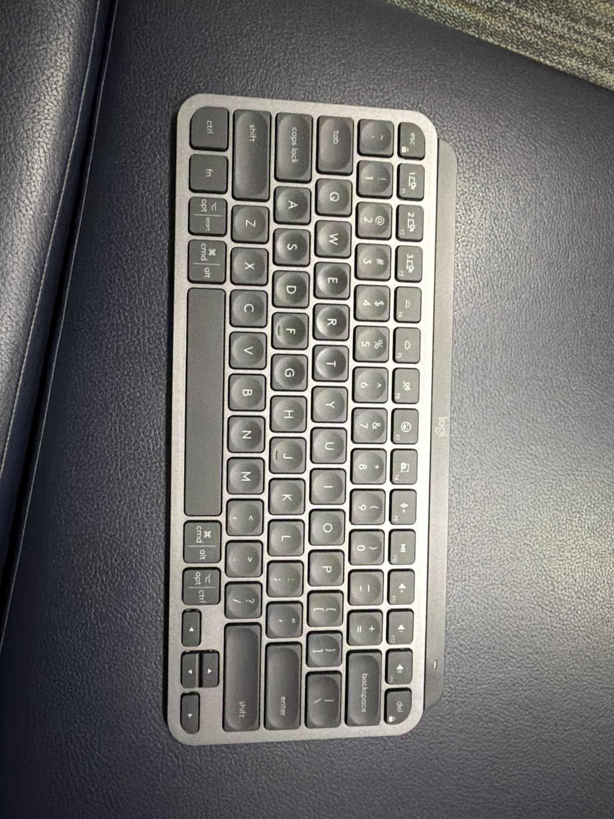 Logitech MX Keys Mini Minimalist Wireless Illuminated Keyboard, Compact, Bluetooth, Backlit, USB-C, Compatible with Apple macOS, iOS, Windows, Linux, Android, Metal Build - Graphite customer photo 2