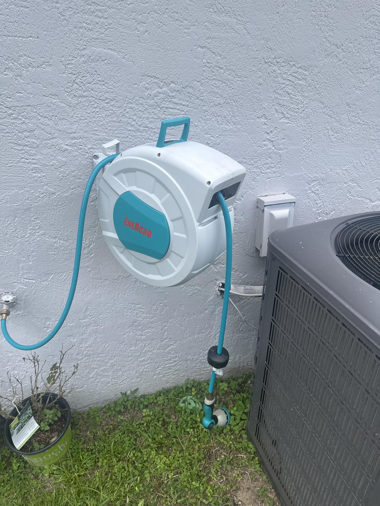 ENEACRO Retractable Garden Hose Reel with Wall Mount 1/2