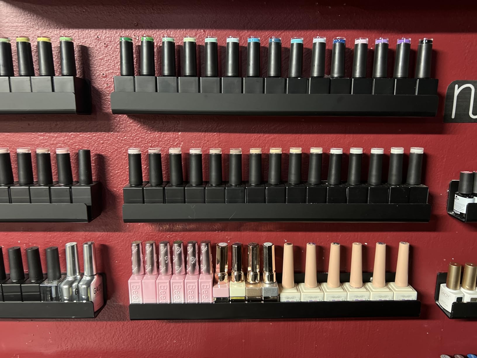 FEMELI Nail Polish Wall Rack: 6 Shelves 15 Inch Acrylic Nail Polish Holder Organizer for 66-90 Bottles customer photo 1