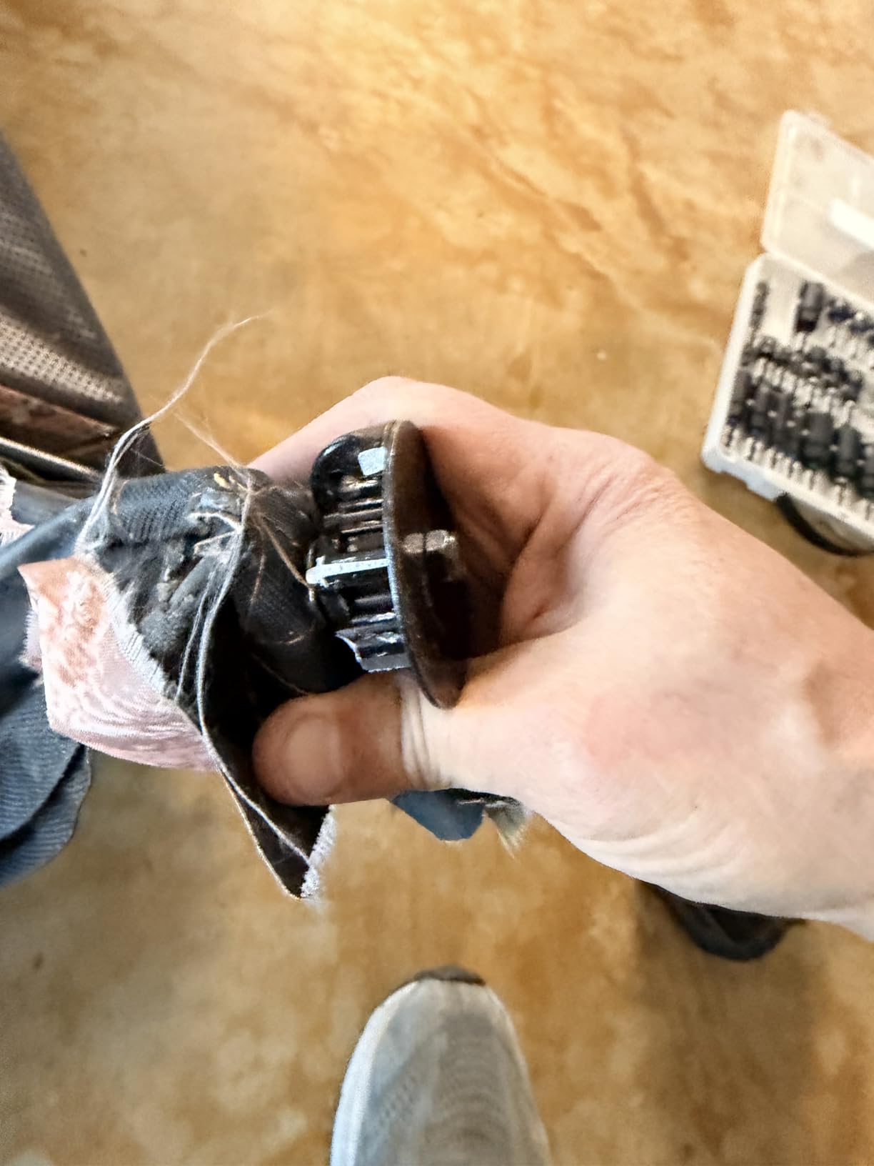 TIDEWE Hunting Blind 270°See Through with Carrying Bag for Turkey Hunting, Pop Up Ground Blinds, Portable Resilient Hunting Tent customer photo 1