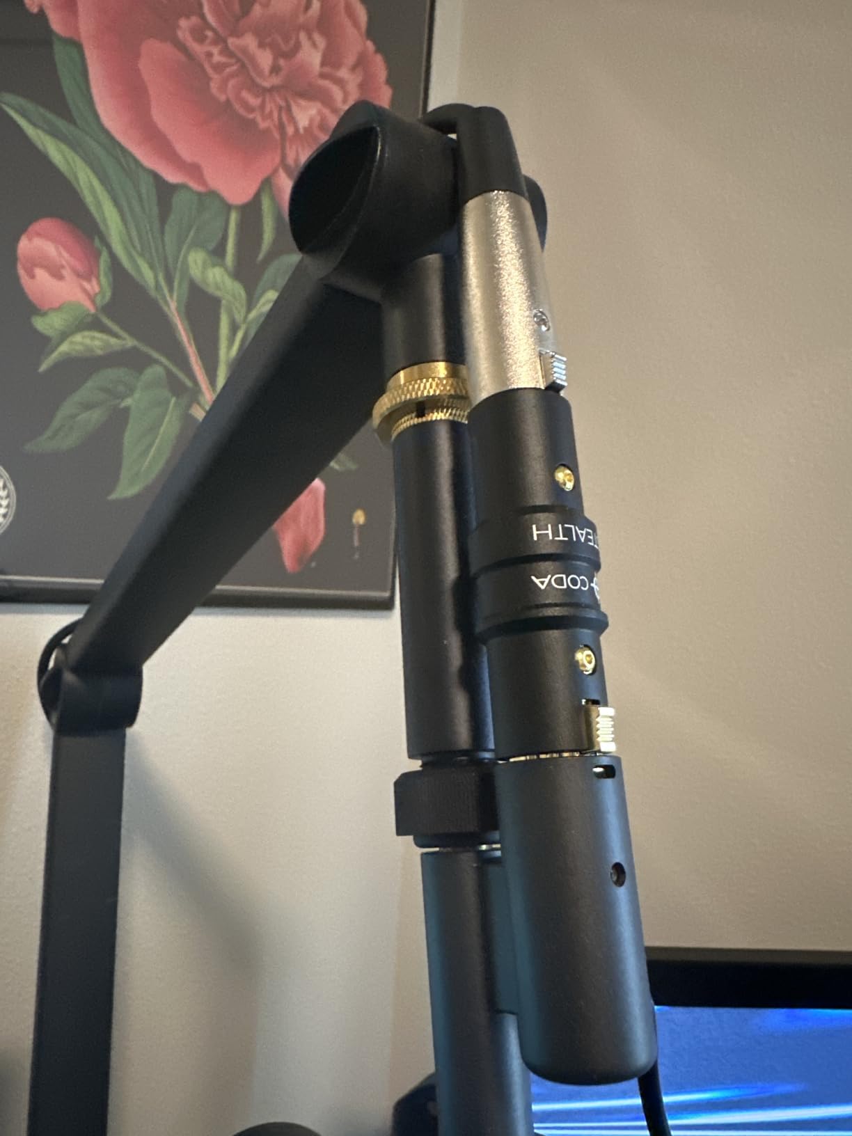 Coda MB-Stealth in-Line Microphone Preamp Mic Gain Booster for Dynamic and Ribbon Mics customer photo 1