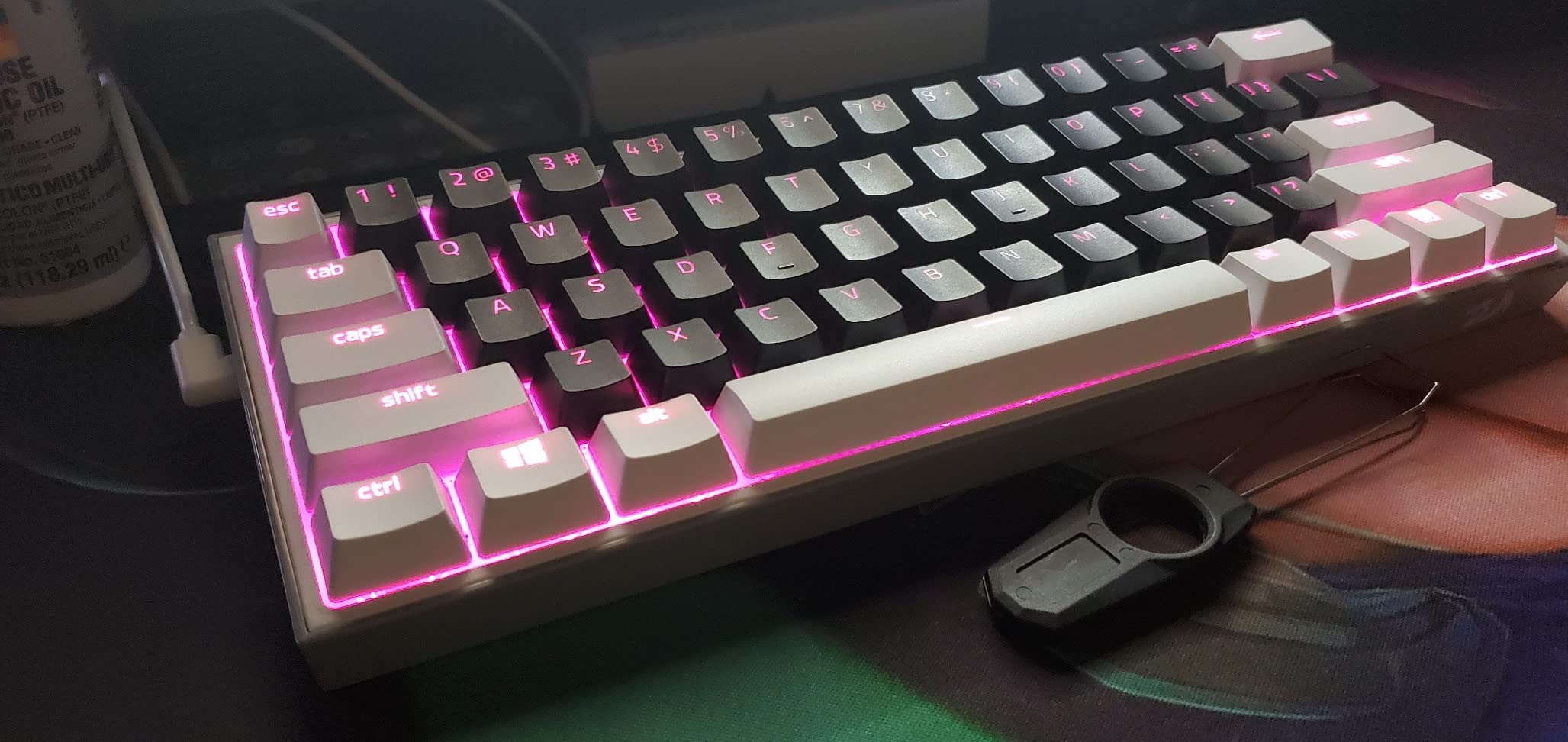 Redragon K617 Fizz 60% Wired RGB Gaming Keyboard, 61 Keys Hot-Swap Compact Mechanical Keyboard w/White and Grey Color Keycaps, Linear Red Switch, Pro Driver/Software Supported customer photo 2