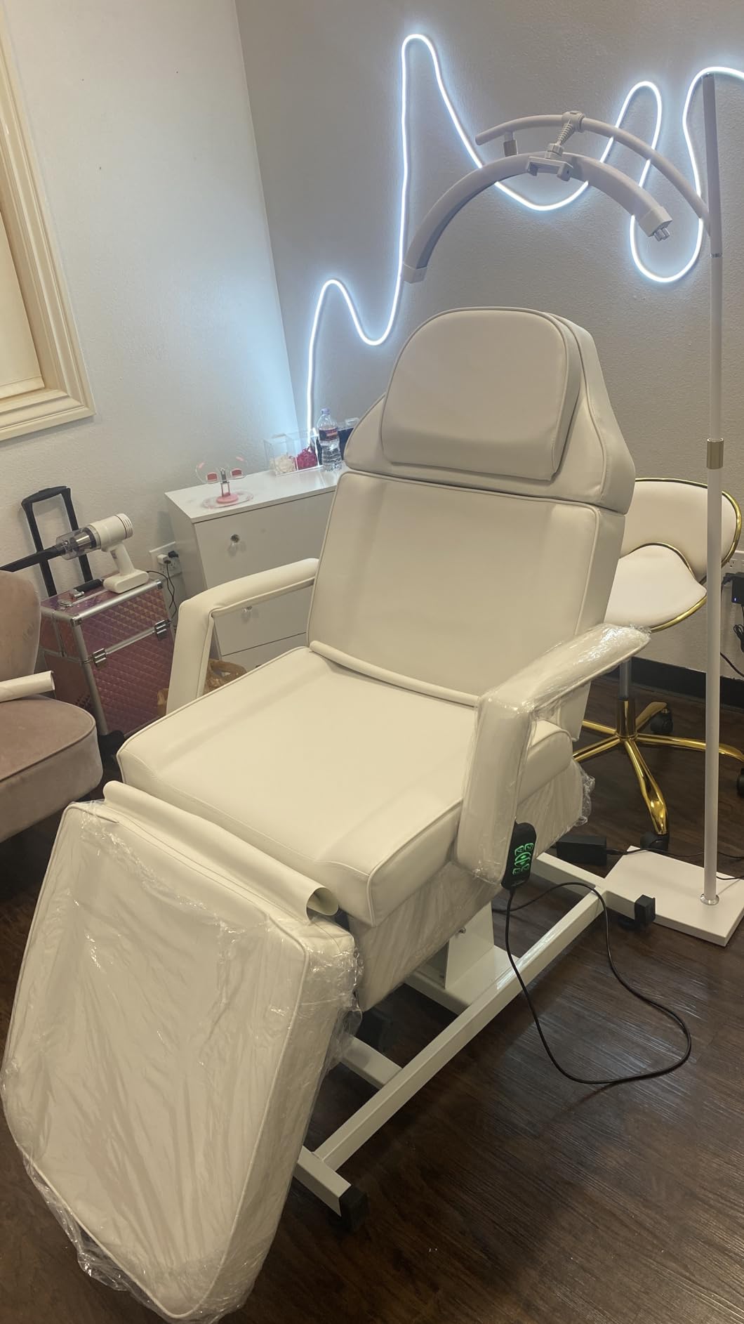 OmySalon Fully Electric Salon Facial Bed Chair, Multi-Purpose Massage Tattoo Lash Waxing Table, Height Backrest Footrest Adjustable, for Beauty Barber Spa, Black customer photo 1