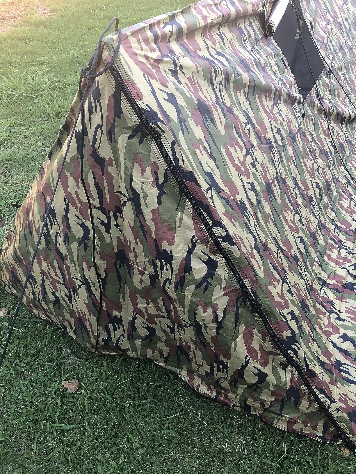 LYN Extra Large Zipper Reusable Survival Emergency Shelter Tent, Thermal Waterproof Fireproof Lightweight Bugout, with Paracord and Stake for Camping, First Aid, Hiking & Bushcraft customer photo 1