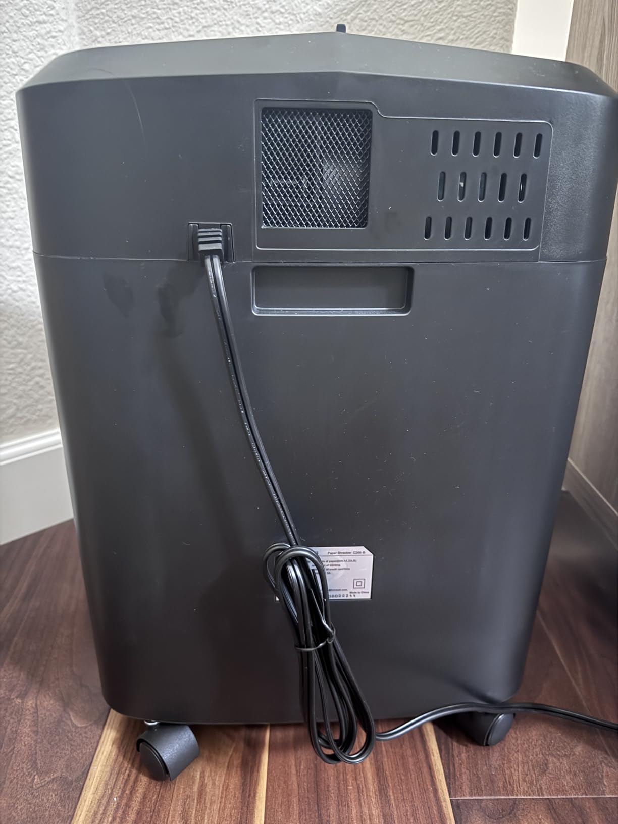 Bonsaii 12 Sheet Micro Cut Paper Shredder | 60-Minute Continuous Run Time | Home Office Heavy Duty Shredder for CD, Credit Card, Mails, Staple, Clip, Jam-Proof System | 4.2 Gal Pullout Bin customer photo 1