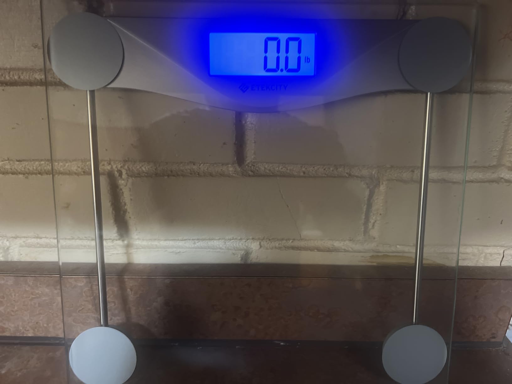 Etekcity FSA&HSA Eligible Smart Scale for Body Weight Fat, Digital Weighing Machine for Accurate BMI Muscle Mass Composition, Apple Health Compatible Fitness Equipment, TFT, Tempered Glass, Black customer photo 1