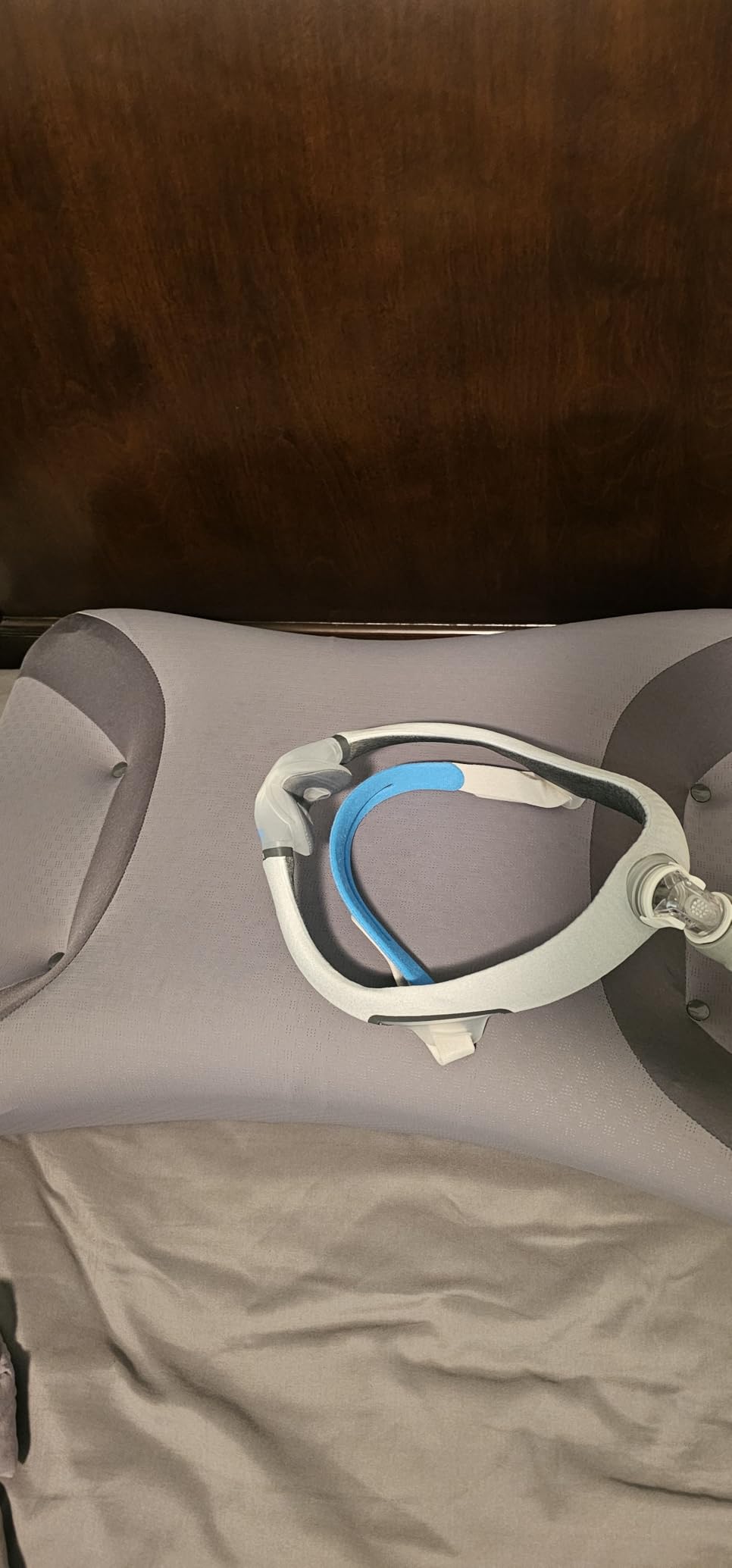 IKSTAR CPAP Pillow for Side Sleepers - Fits All CPAP Mask Types - Adjustable Memory Foam with Contoured Cutouts for Side, Back & Stomach Sleepers - Reduces Air Leaks & Mask Pressure a Better Sleep customer photo 1