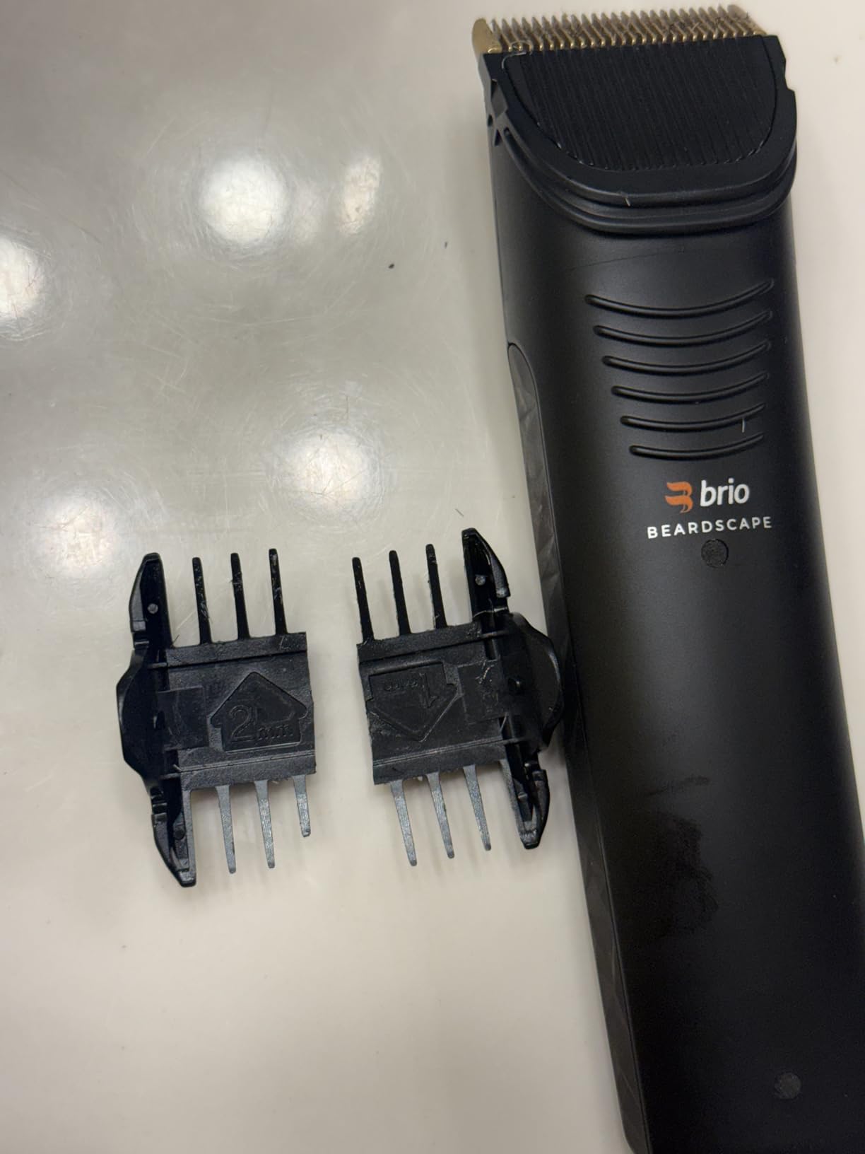 Brio Beardscape V2 Beard Trimmer for Men Professional with Low Friction Ceramic Blade, Cordless Professional Hair Trimmer for Barbers with 4 Hrs of Long Battery Timing, Ideal for Beard & Body (Black) customer photo 1